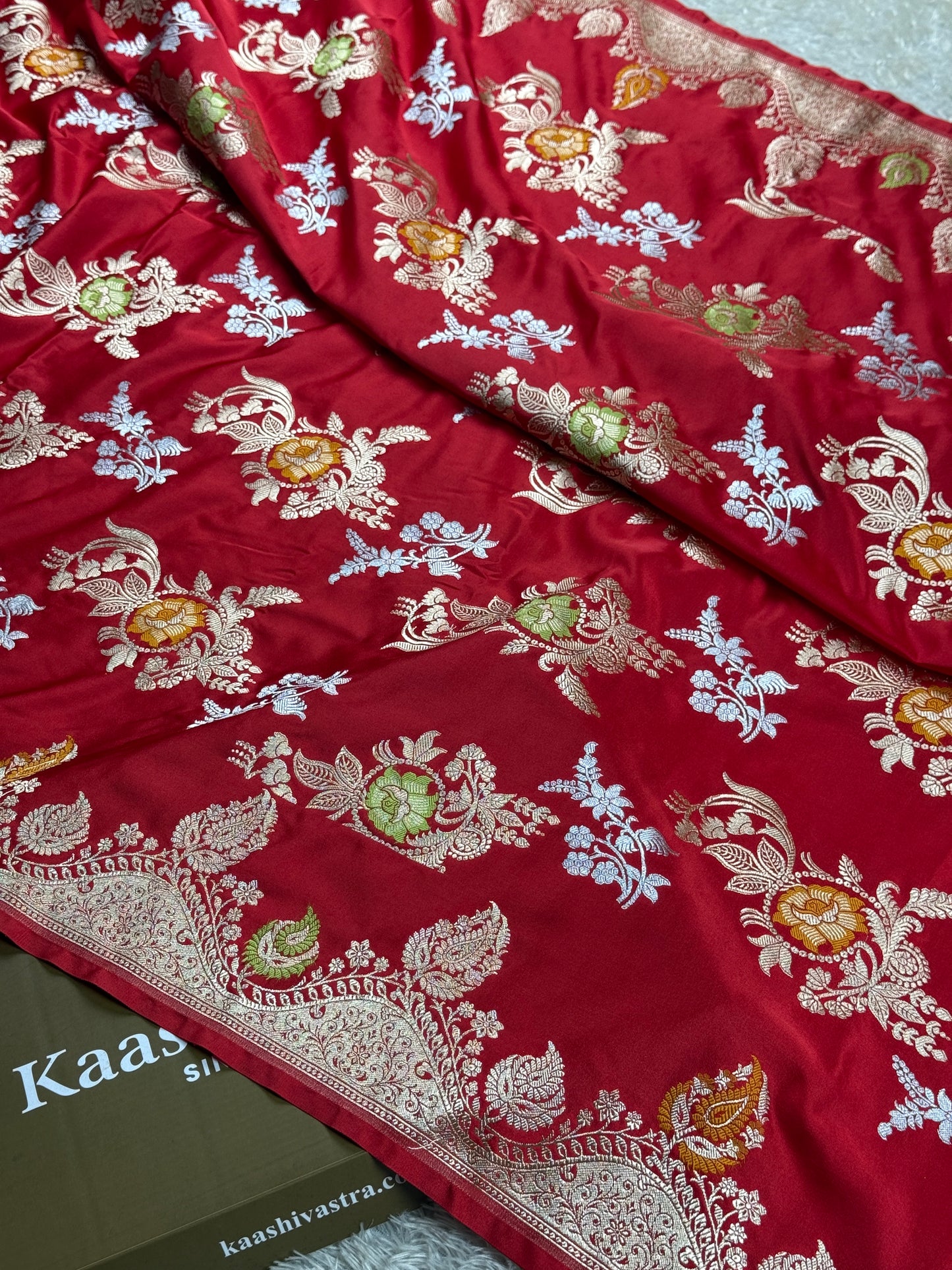 Red color premium Banarasi tilfi Mashru katan silk saree MK266