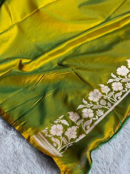Green dual shade premium Banarasi Mashru katan silk saree MK239