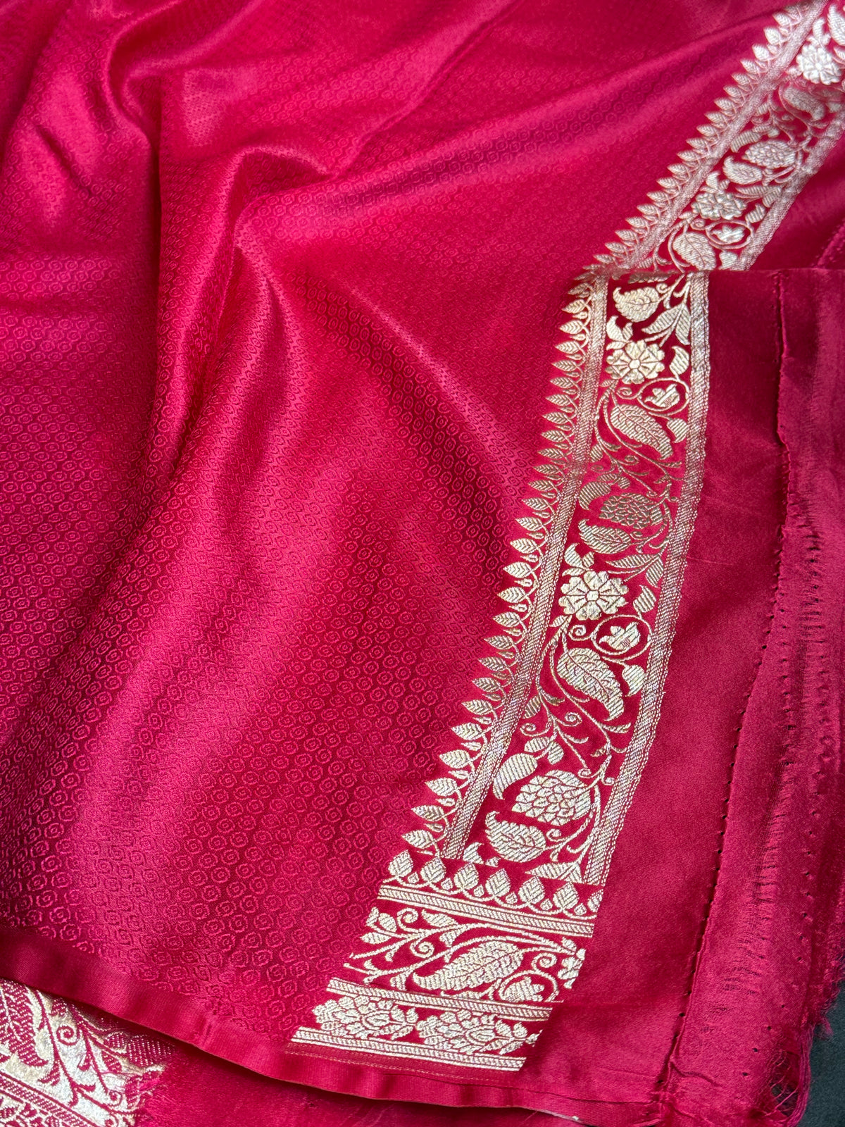 Black and cherry red premium Banarasi Mashru katan silk saree MK281