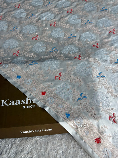 Off white colour premium Banarasi tilfi Mashru katan silk saree MK330