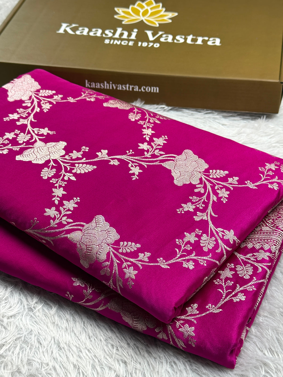 Rani pink color premium Banarasi Mashru katan silk saree MK240