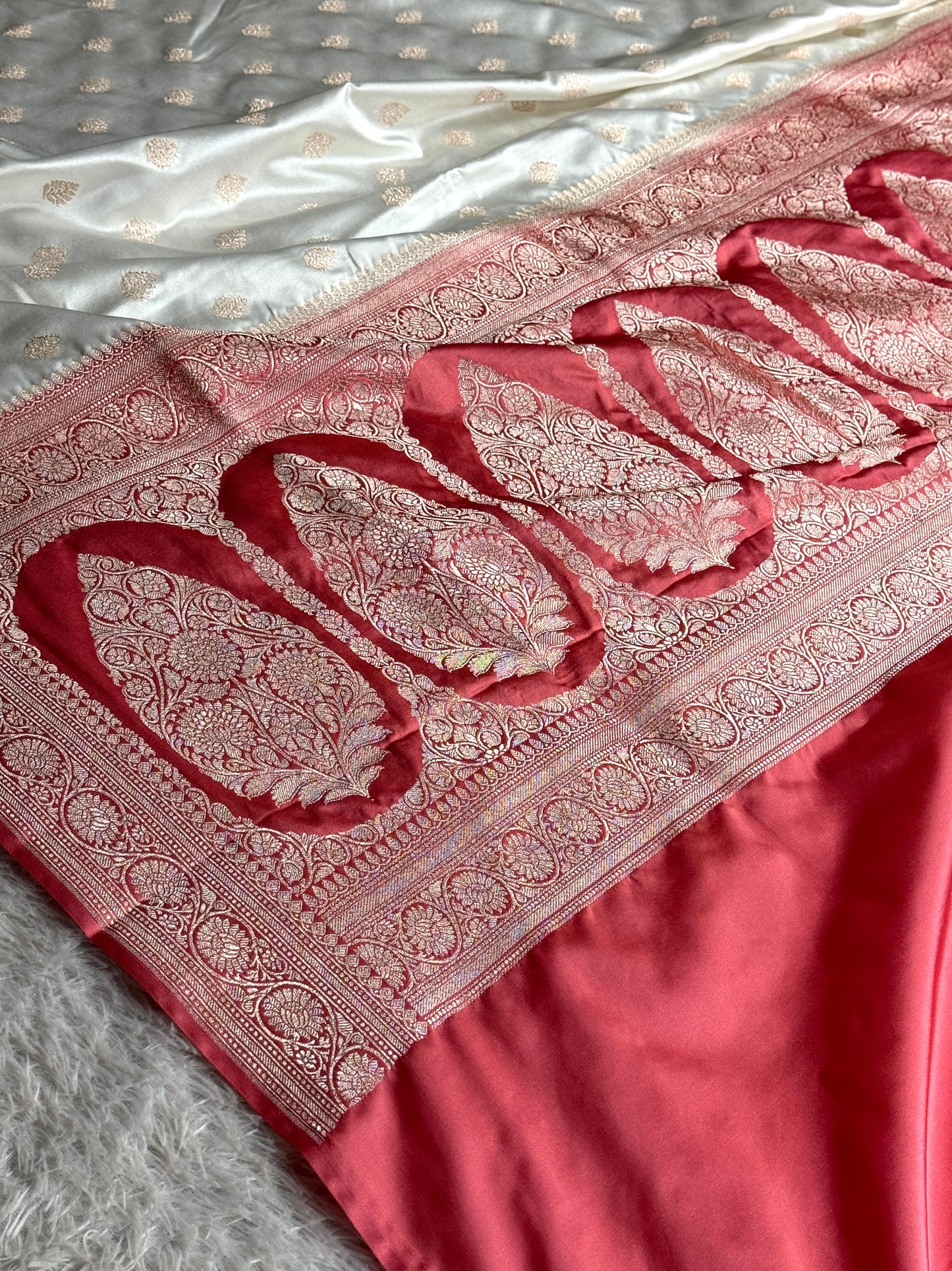 Off white with peach colour premium Banarasi Mashru katan silk saree MK290