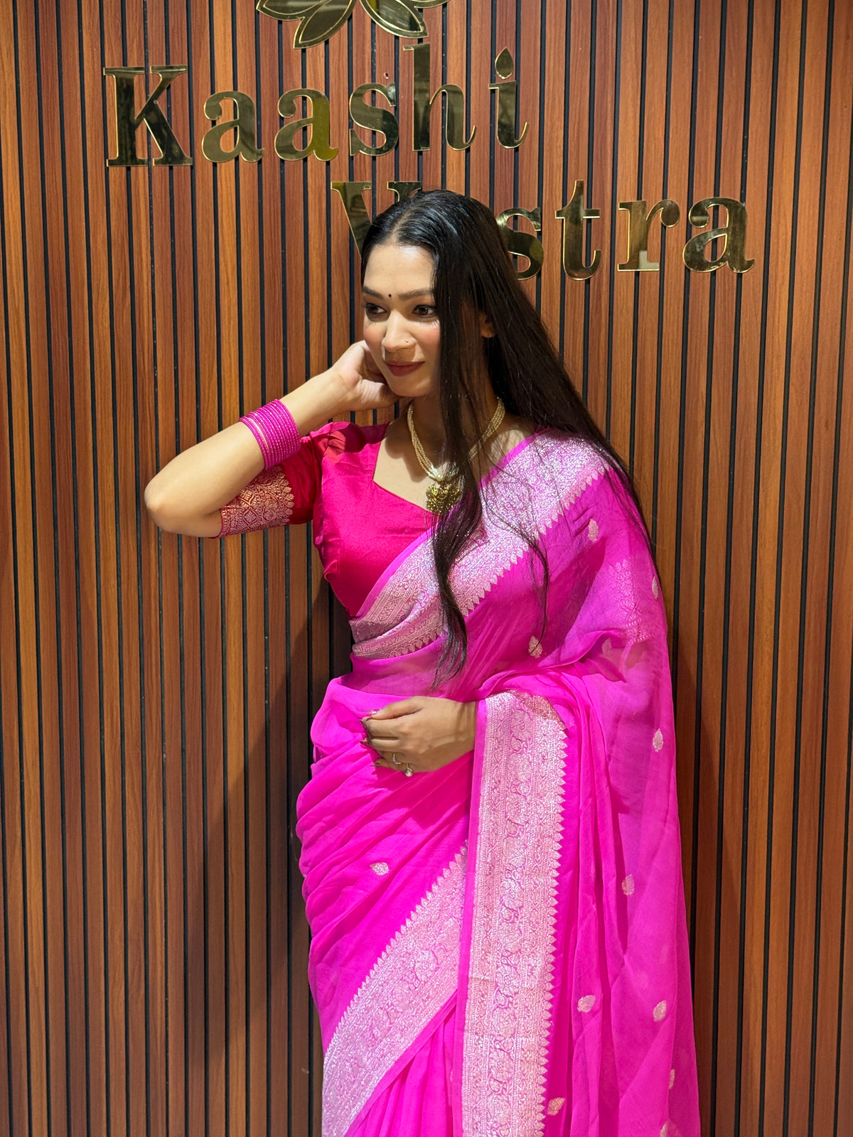 Strawberry pink premium Banarasi pure khaddi chiffon silk saree KC103