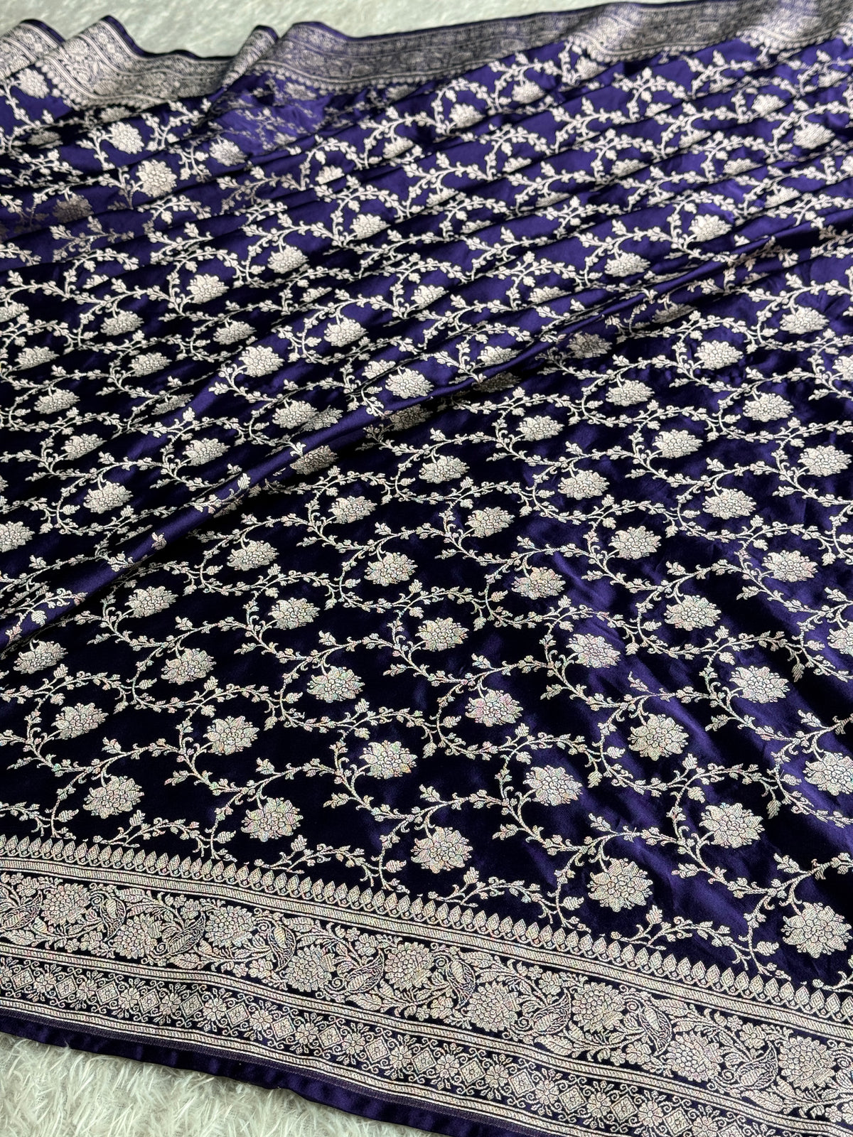 Dark purple colour premium Banarasi Mashru silk saree MK328