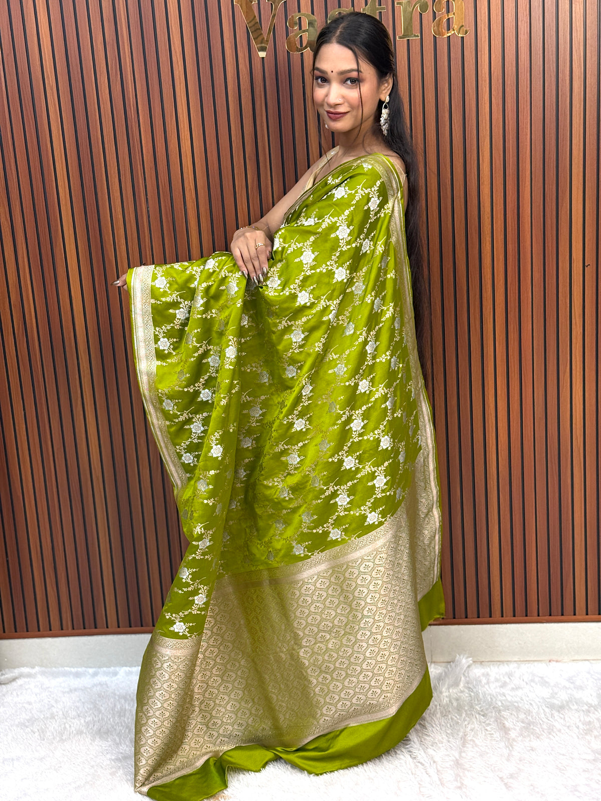 Mehandi green colour premium Banarasi Mashru katan silk saree MK301
