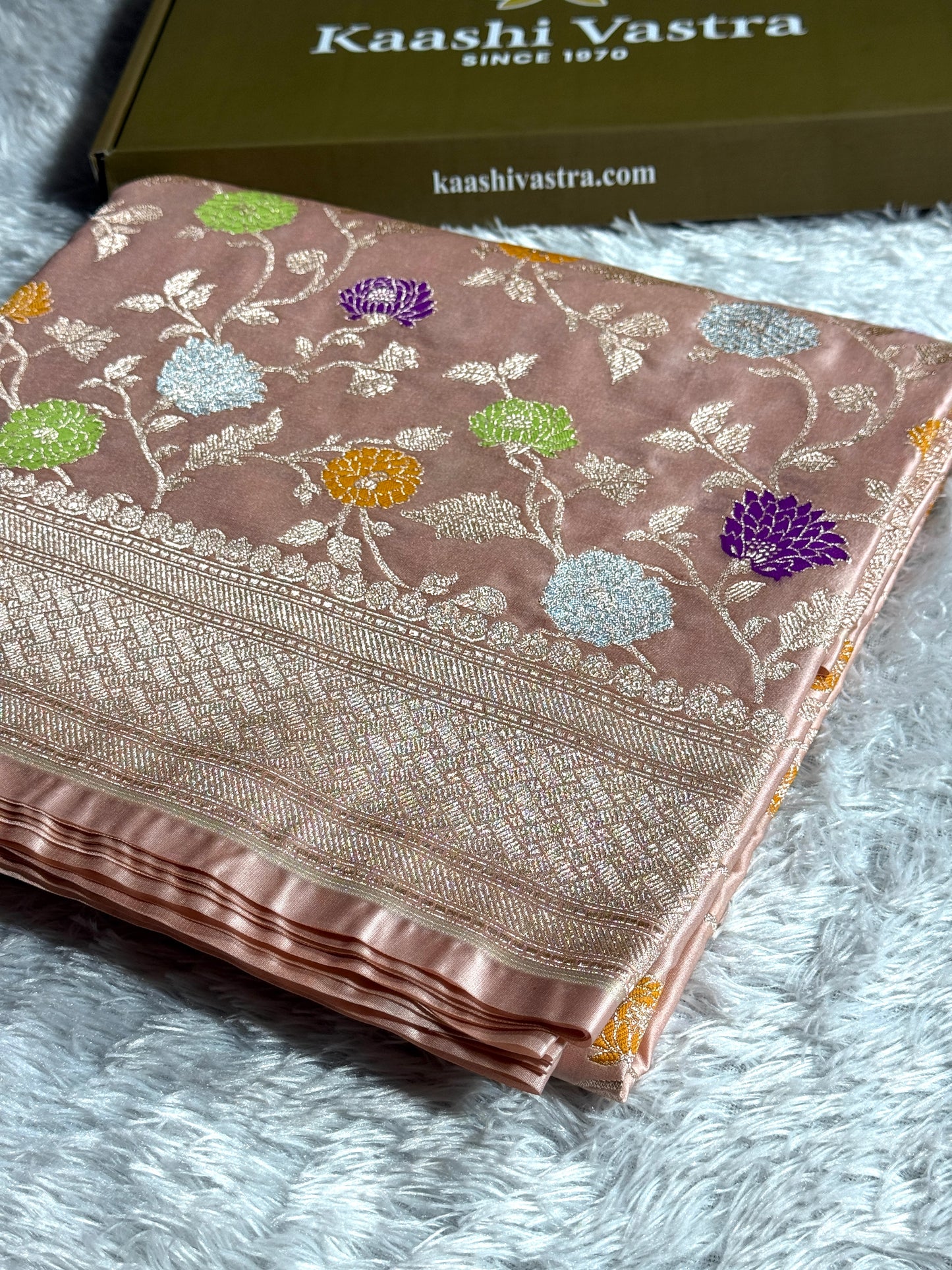 Beige colour premium Banarasi tilfi Mashru katan silk saree MK194