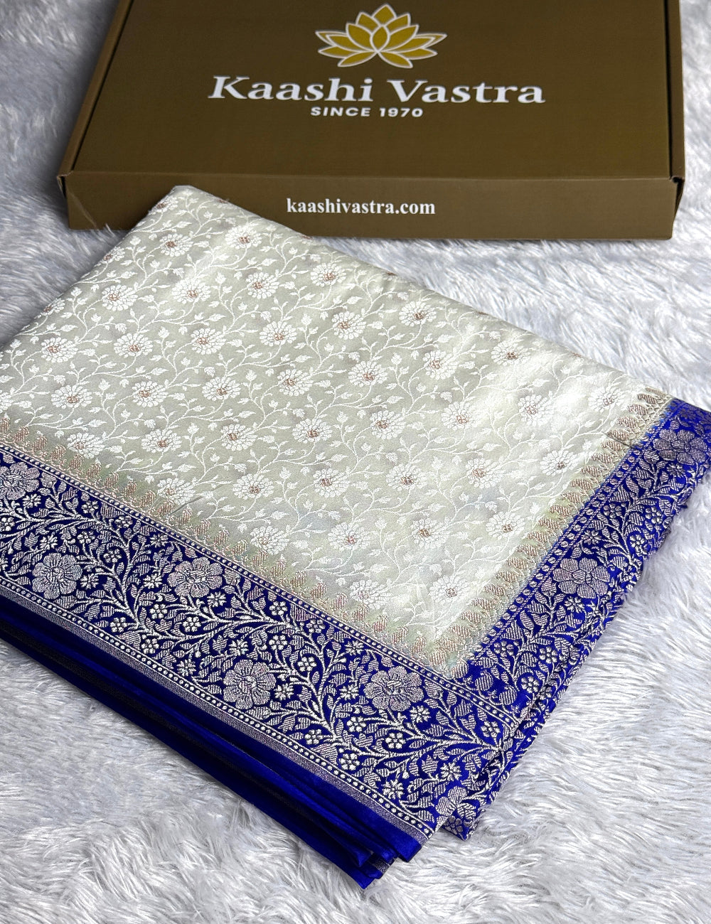 Royal blue with off white premium Banarasi tanchui mashru katan silk saree MK248