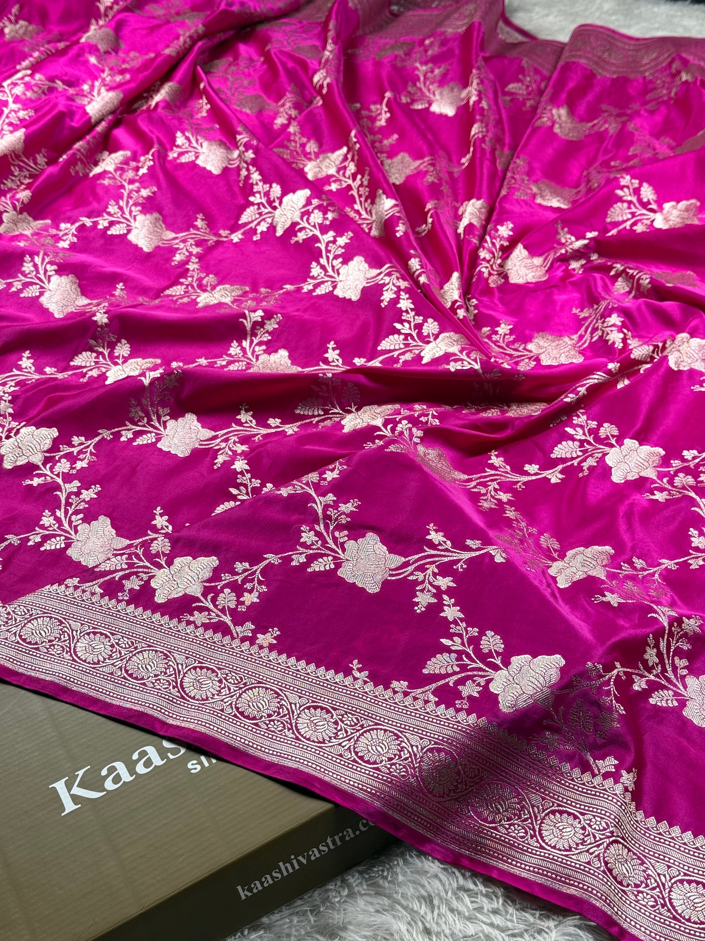 Rani pink color premium Banarasi Mashru katan silk saree MK240