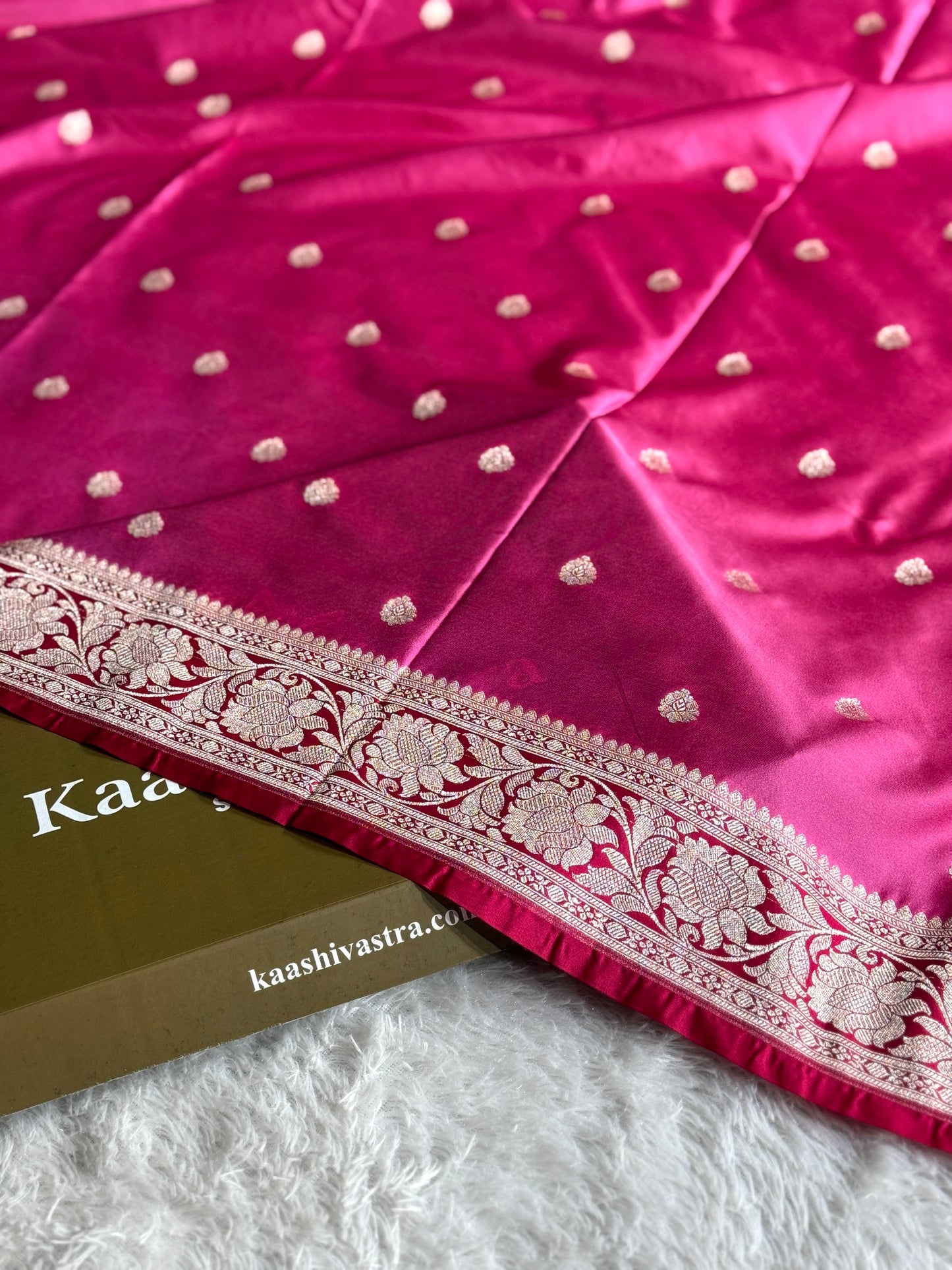 Pink premium Banarasi Mashru katan silk saree MK197