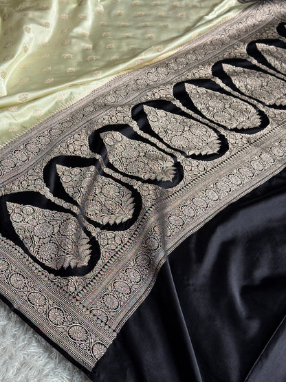 Black and cream colour premium Banarasi Mashru katan silk saree MK290