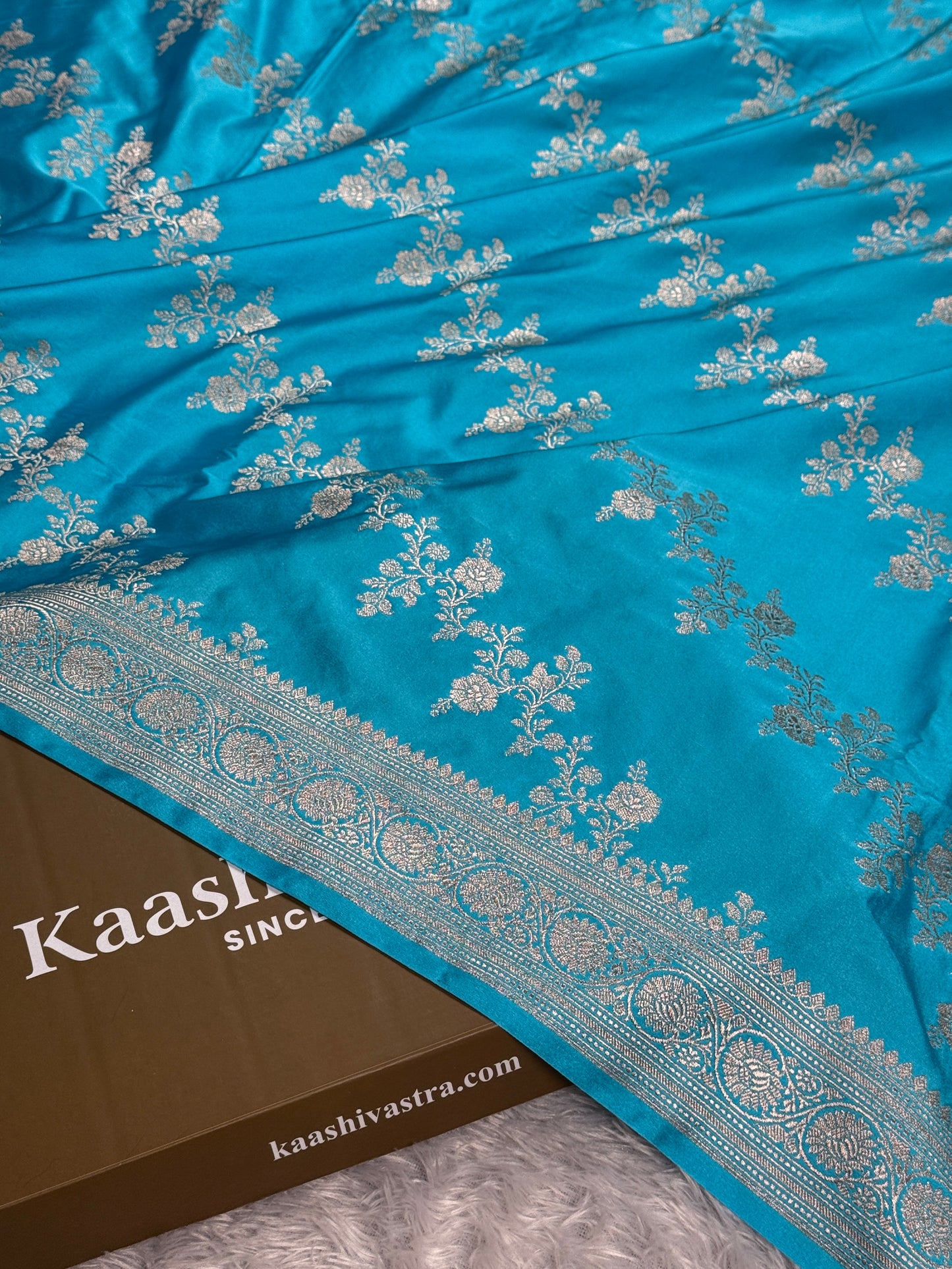 Sky blue premium Banarasi Mashru katan silk saree MK241