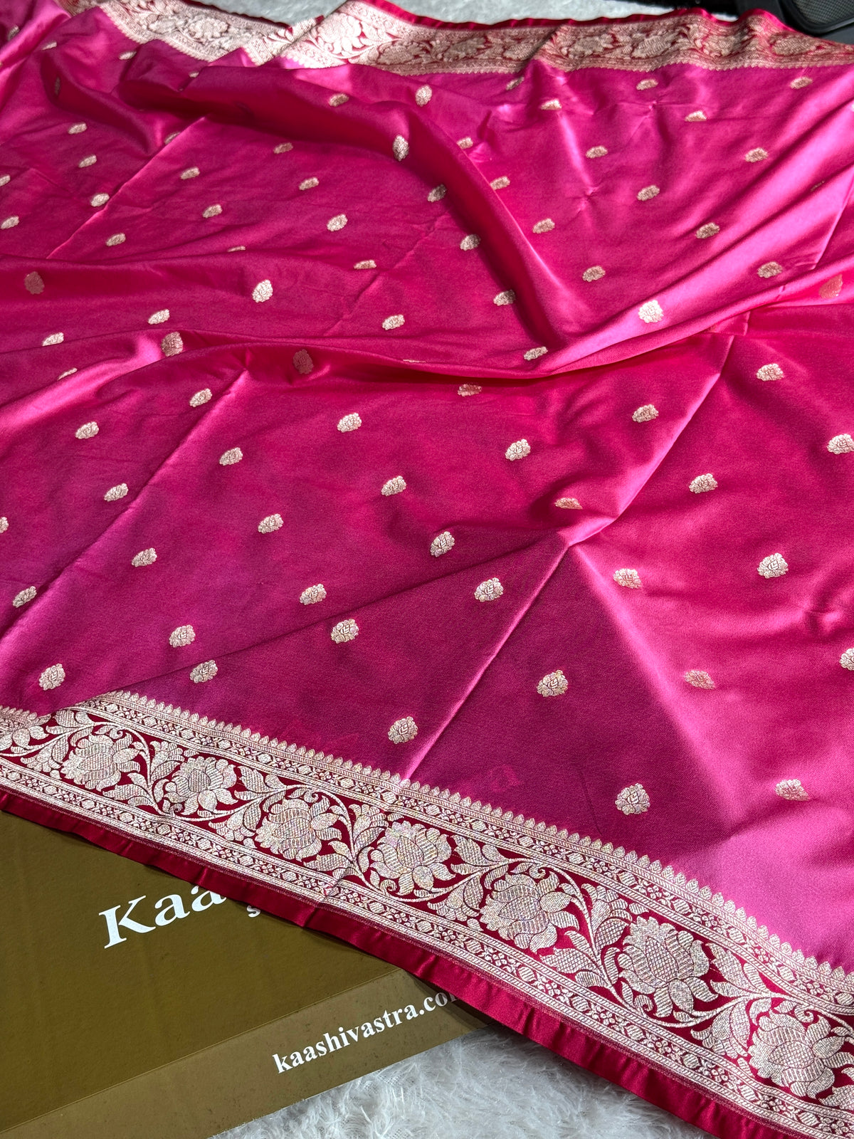 Pink premium Banarasi Mashru katan silk saree MK197