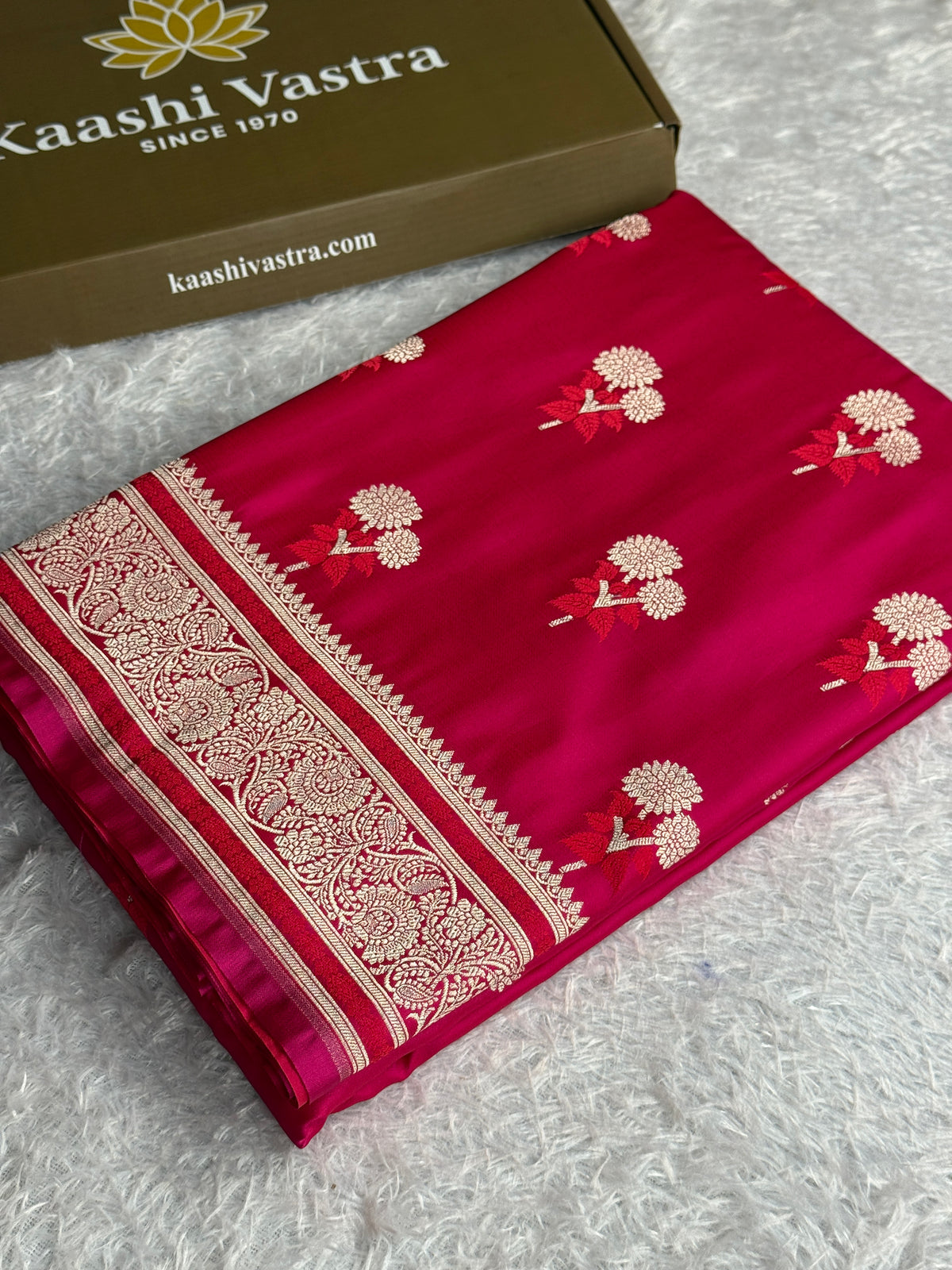 Hot pink colour premium Banarasi Mashru katan silk saree MK324