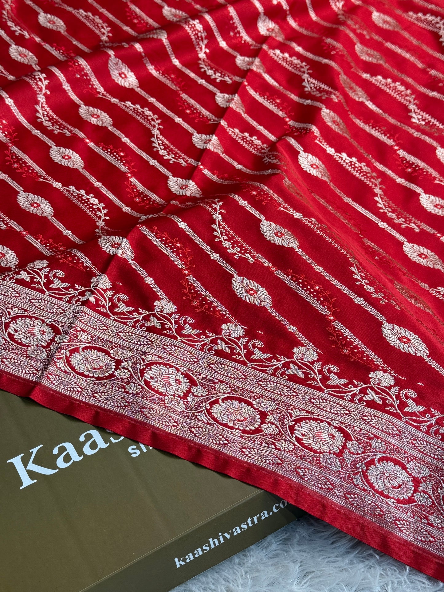 Red color premium Banarasi Mashru katan silk saree MK238