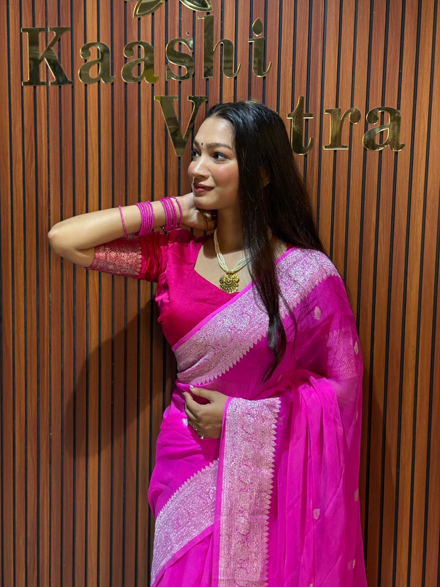 Strawberry pink premium Banarasi pure khaddi chiffon silk saree KC103