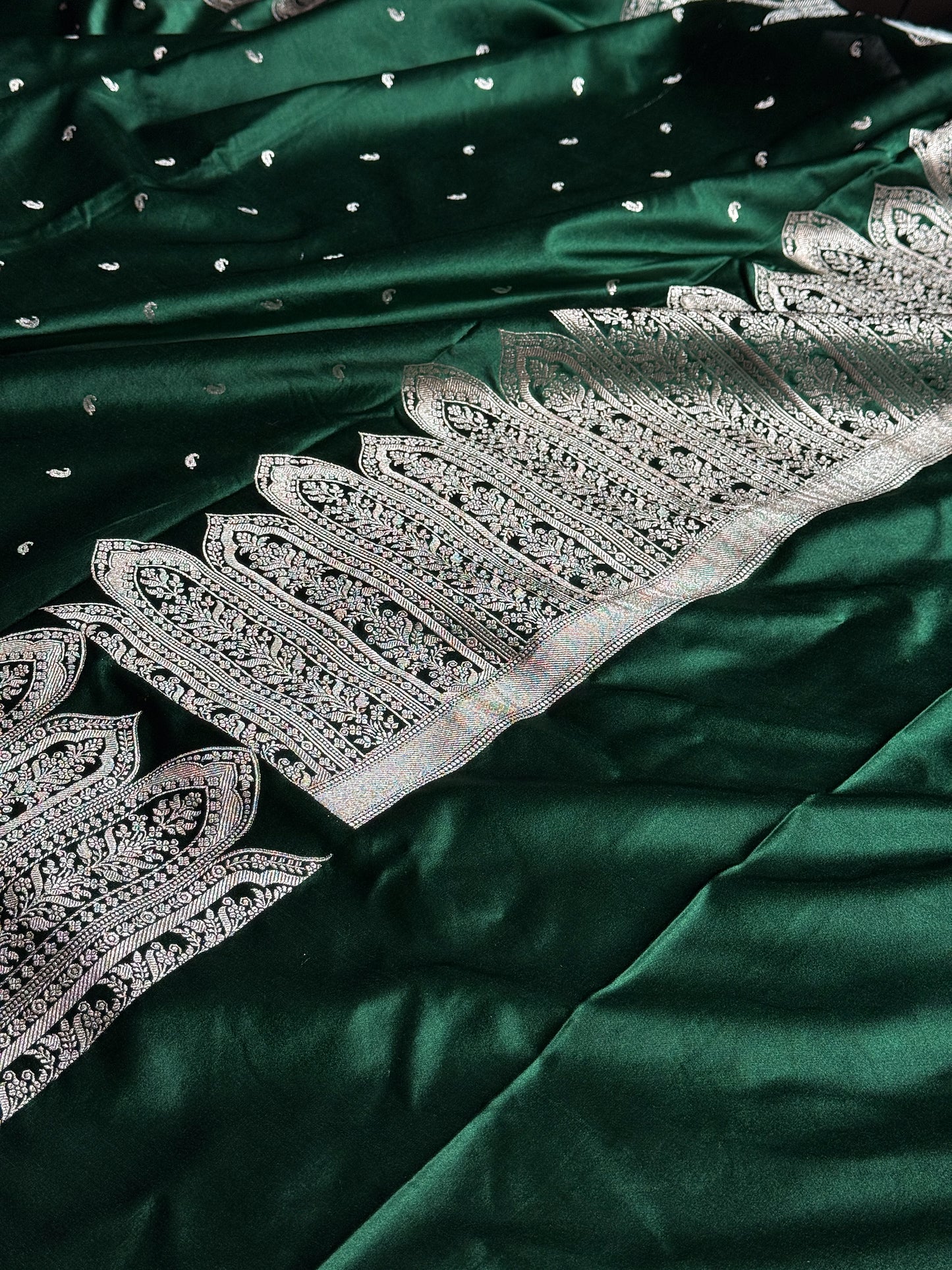 Bottle green premium Banarasi Mashru katan silk saree MK189