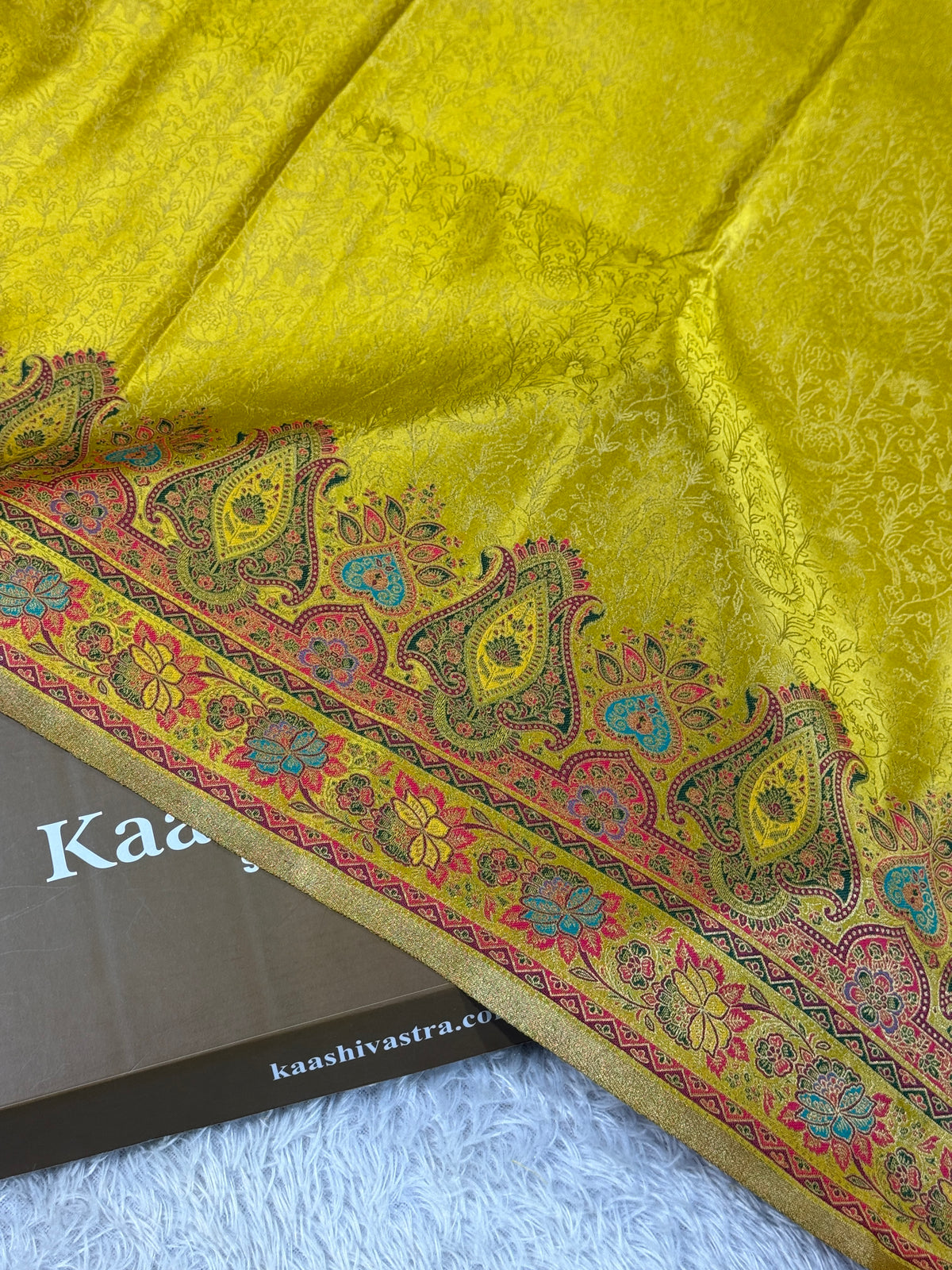 Golden Banarasi tissue silk saree TS111