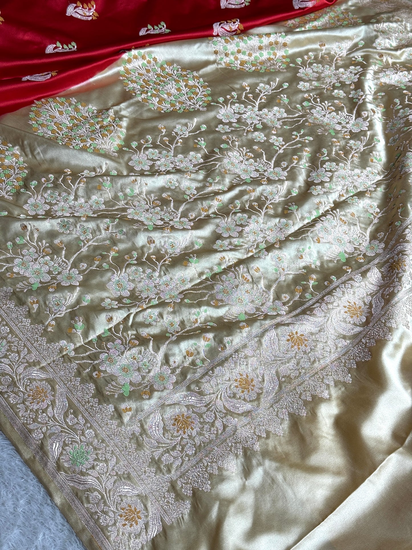 Maroon with cream colour premium Banarasi tilfi Mashru katan silk saree MK299