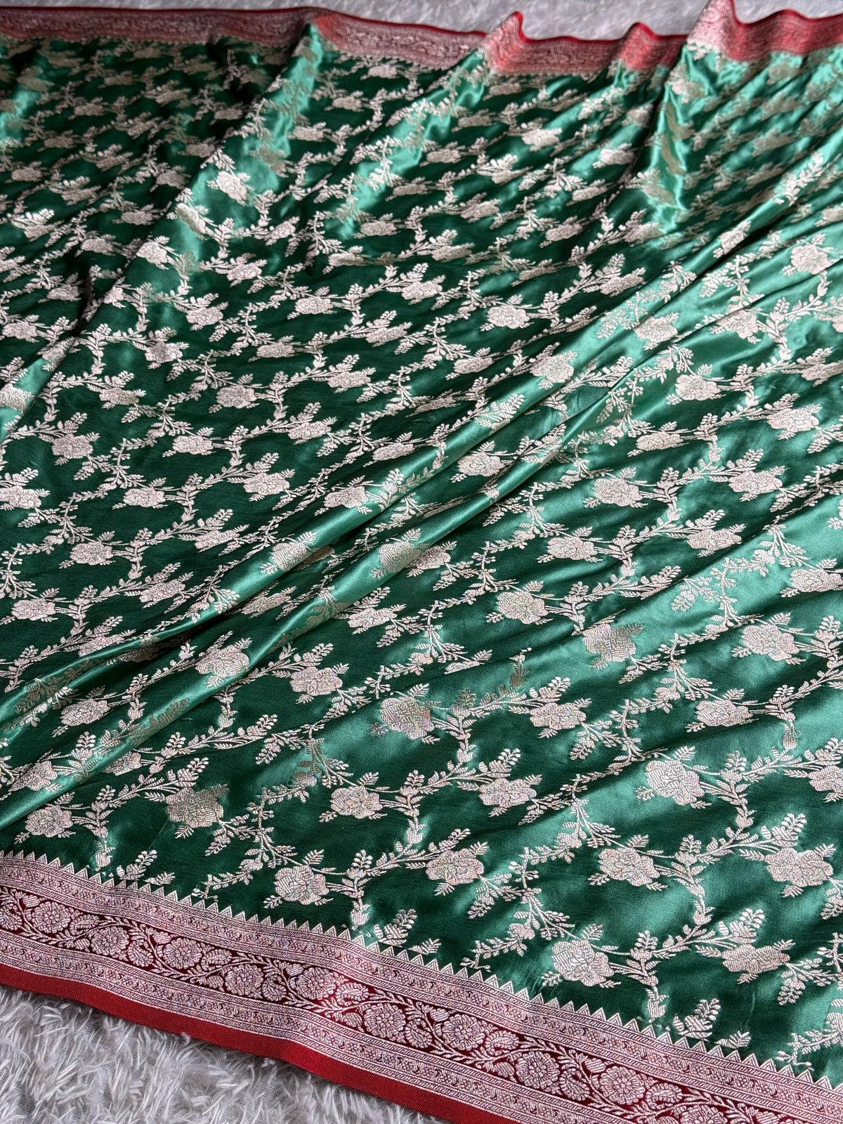 Light green with maroon colour premium Banarasi Mashru katan silk saree MK285