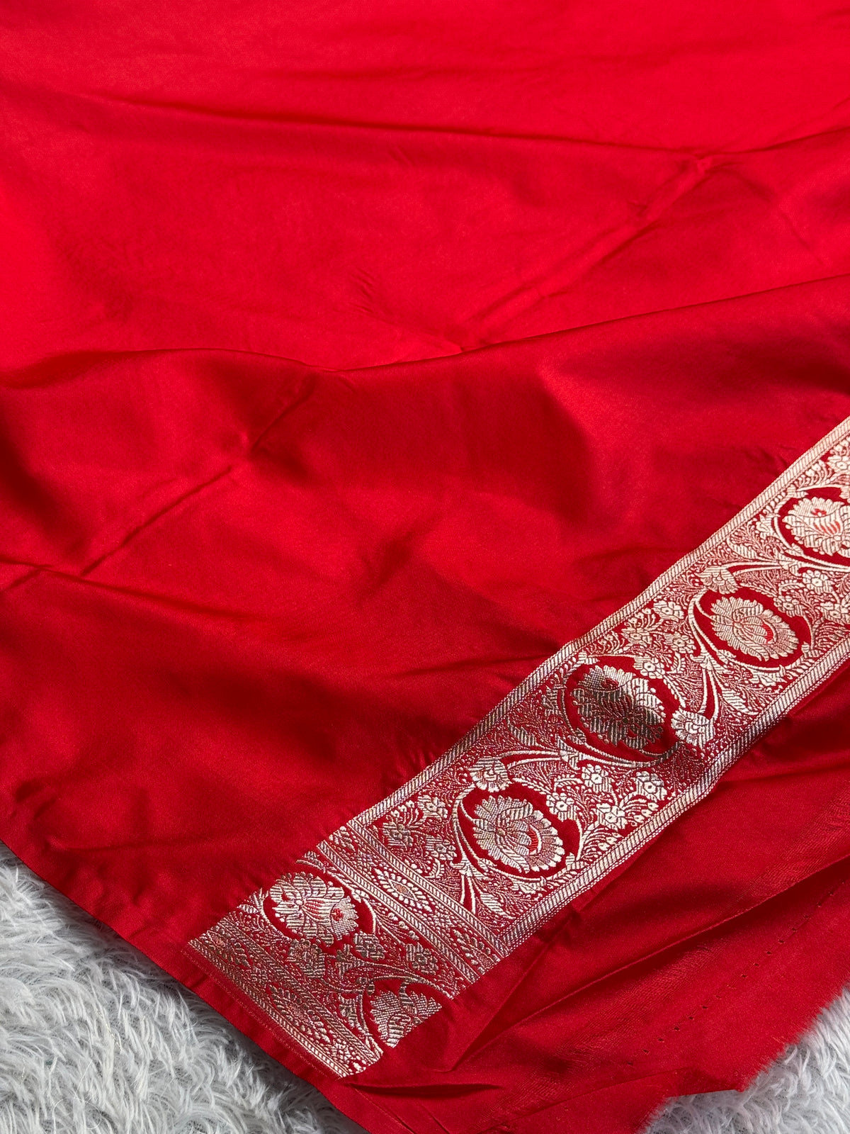Red color premium Banarasi Mashru katan silk saree MK238