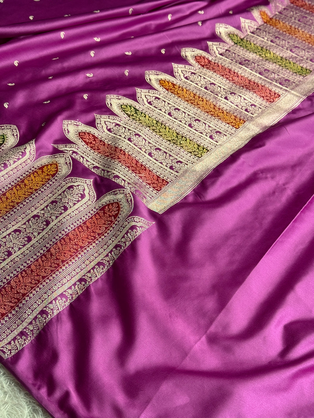 Lavender colour premium Banarasi Mashru katan silk saree MK315