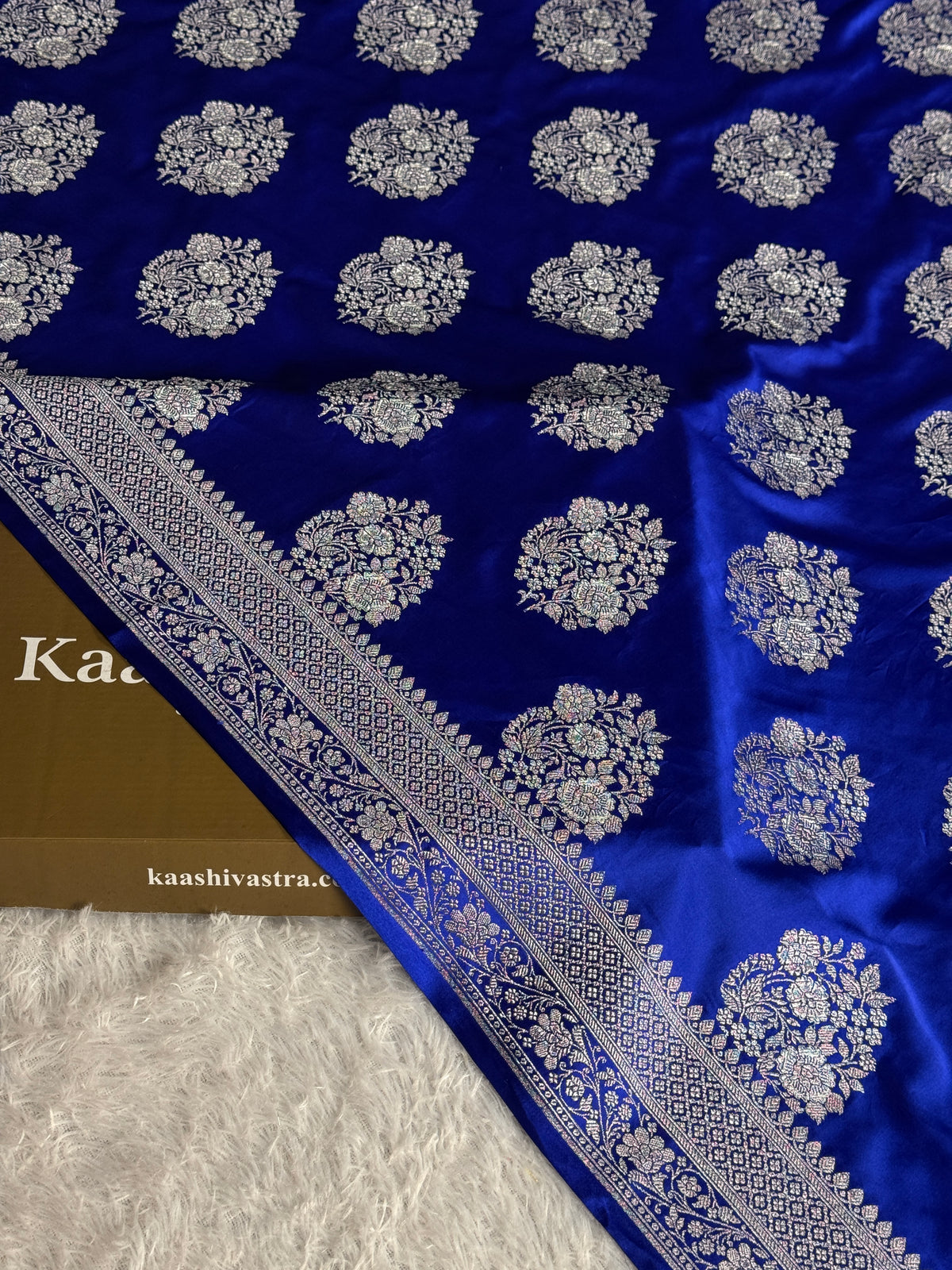 Royal blue colour premium Banarasi Mashru katan silk saree MK310