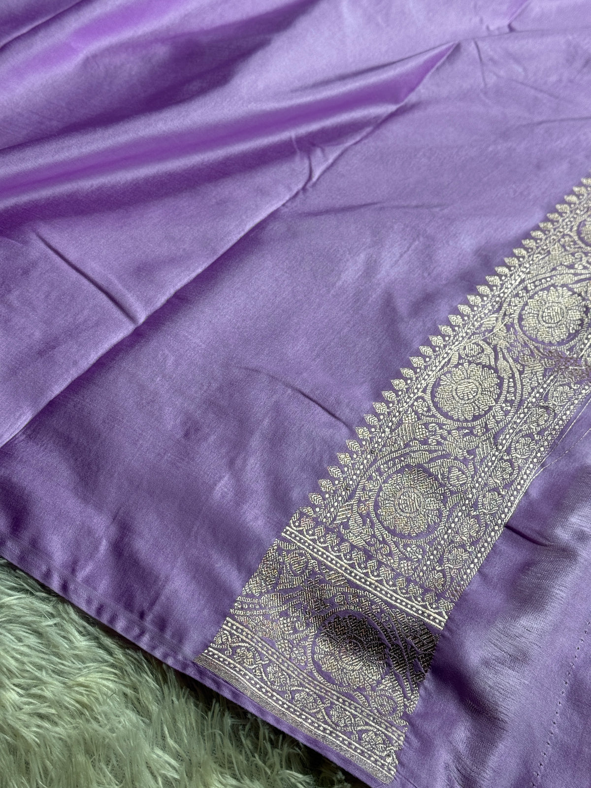 Lavender colour premium Banarasi Mashru katan silk saree MK255