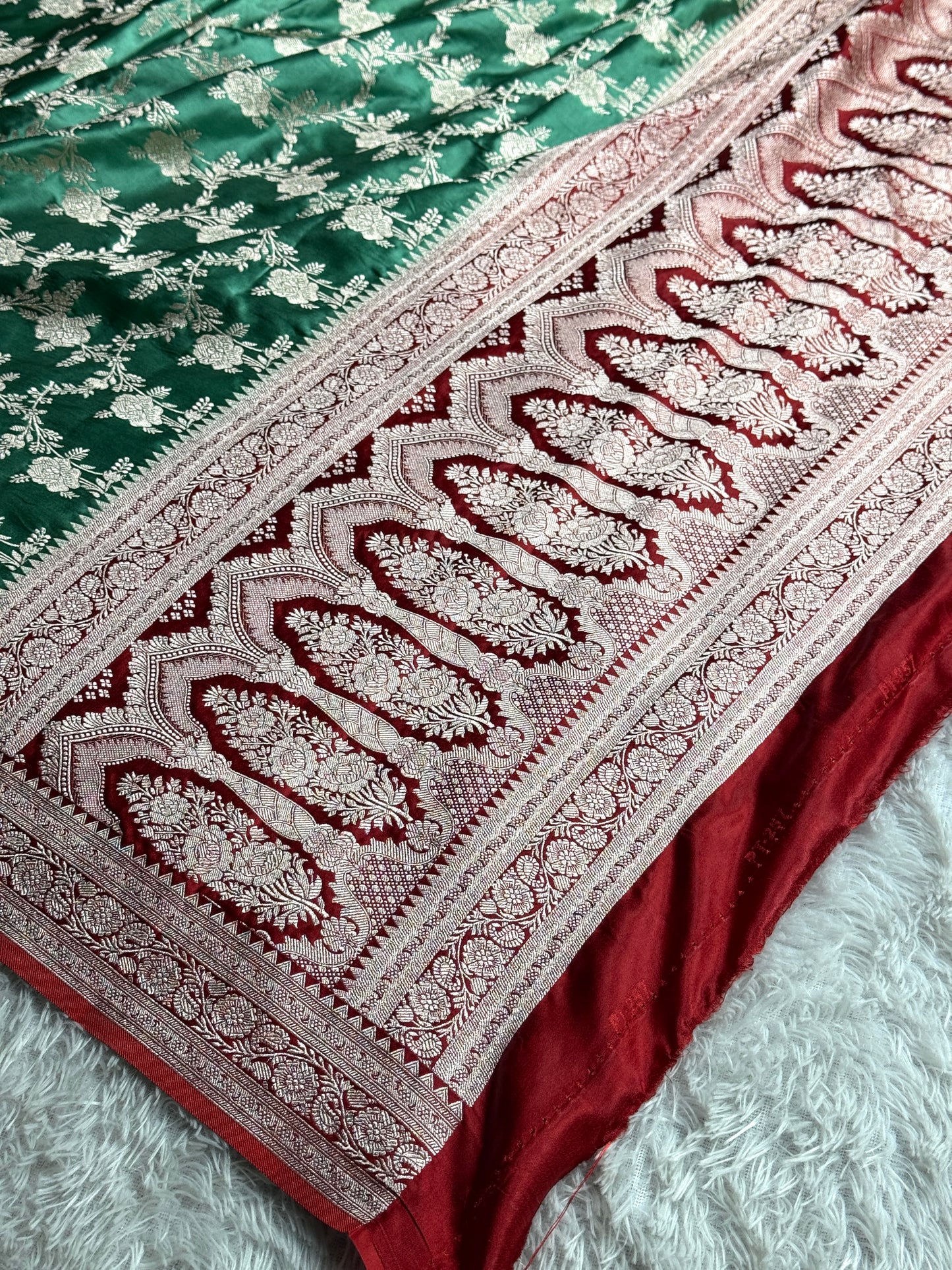 Light green with maroon colour premium Banarasi Mashru katan silk saree MK285