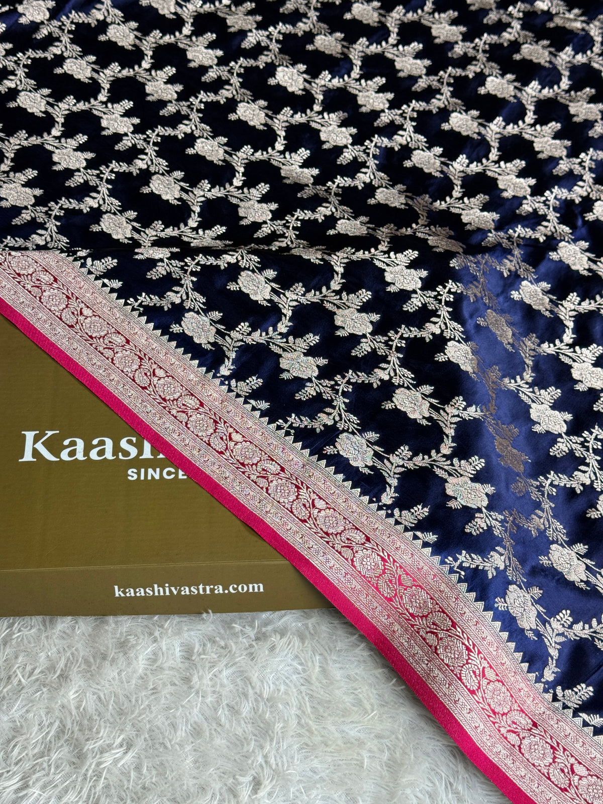 Navy with rani pink colour premium Banarasi Mashru katan silk saree MK285