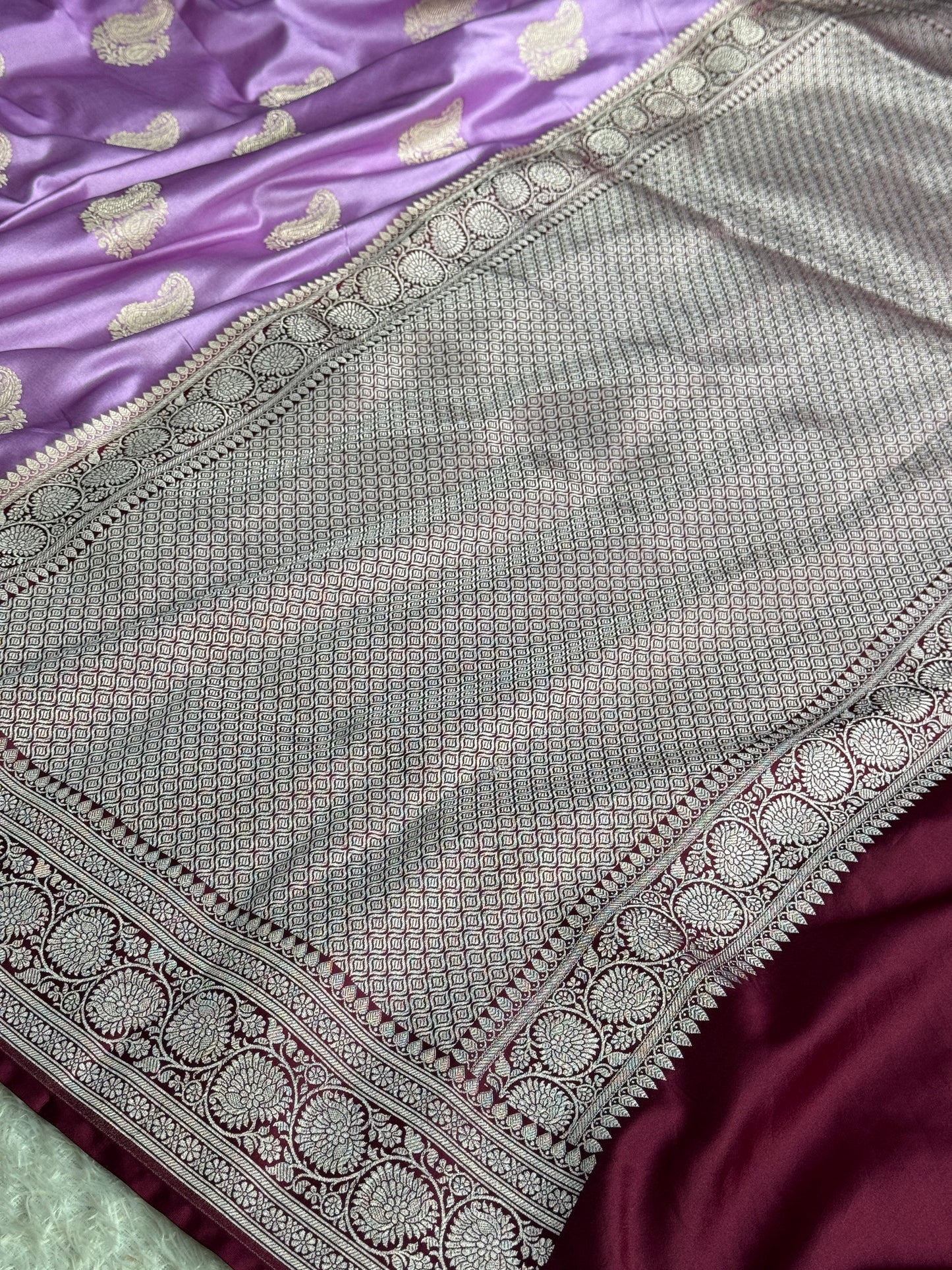 Lavender and maroon colour premium Banarasi Mashru katan silk saree MK320