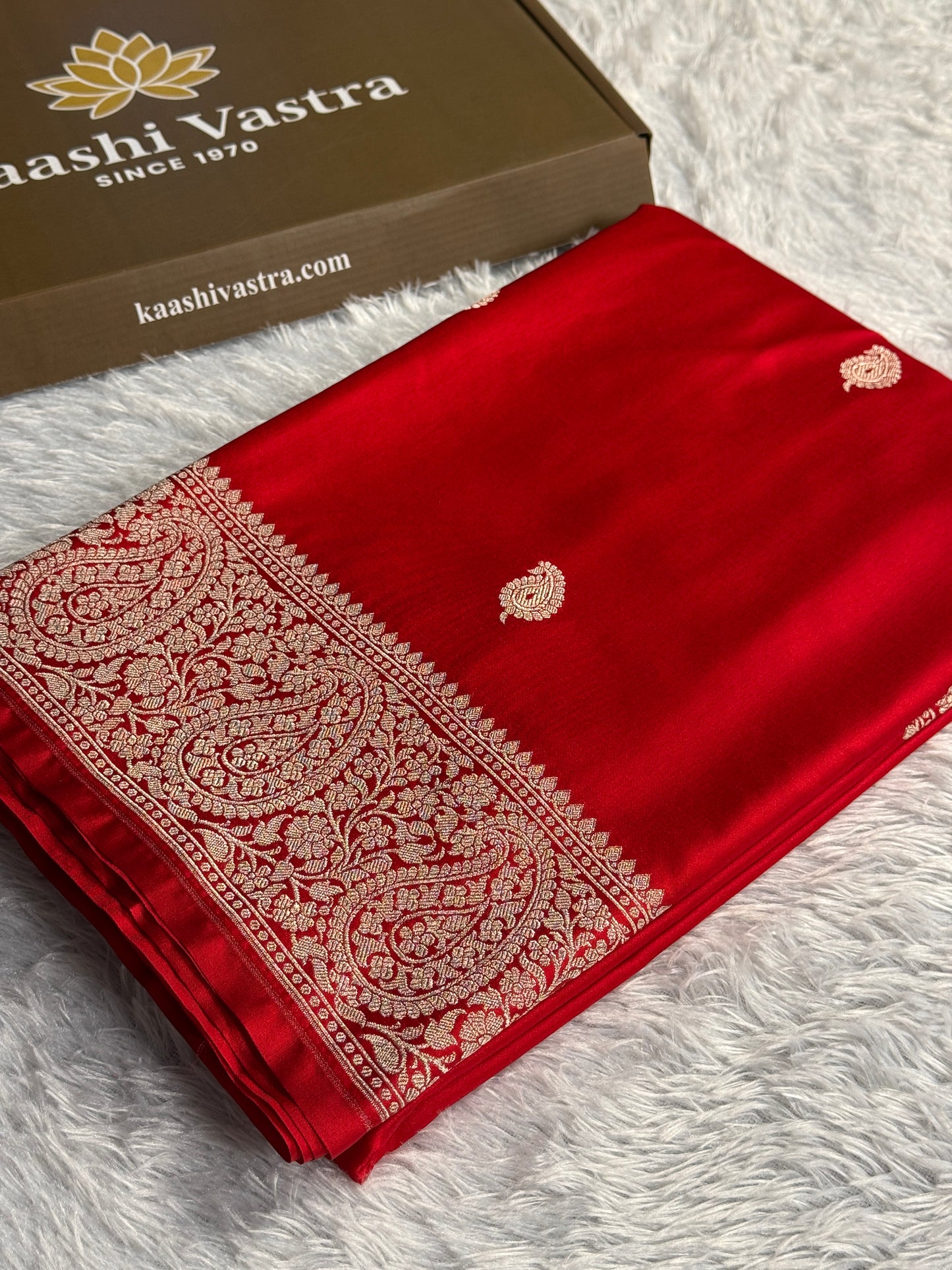 Red colour premium Banarasi Mashru katan silk saree MK309