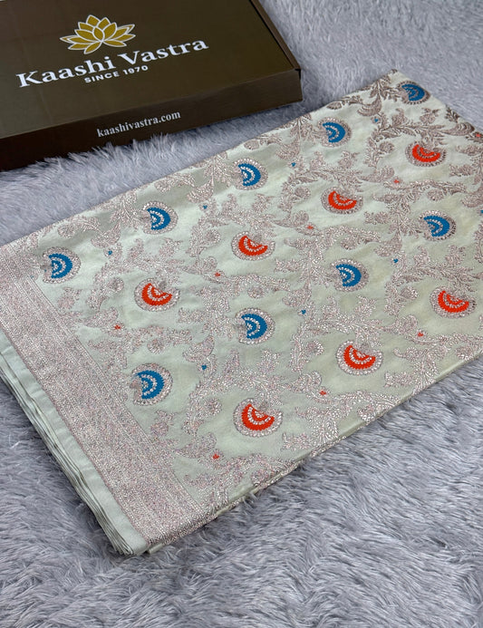 Off white premium Banarasi Mashru katan silk saree MK276