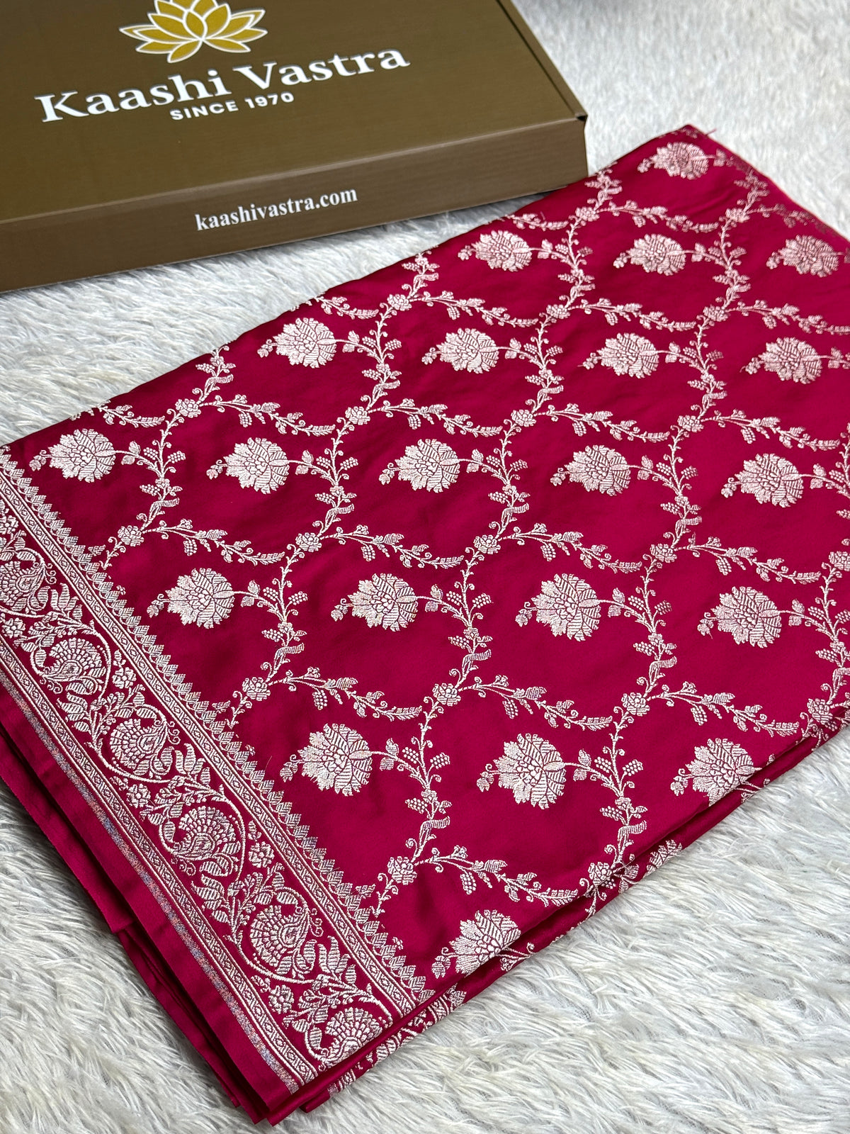 Hot pink colour Premium Banarasi Mashru katan silk saree MK251