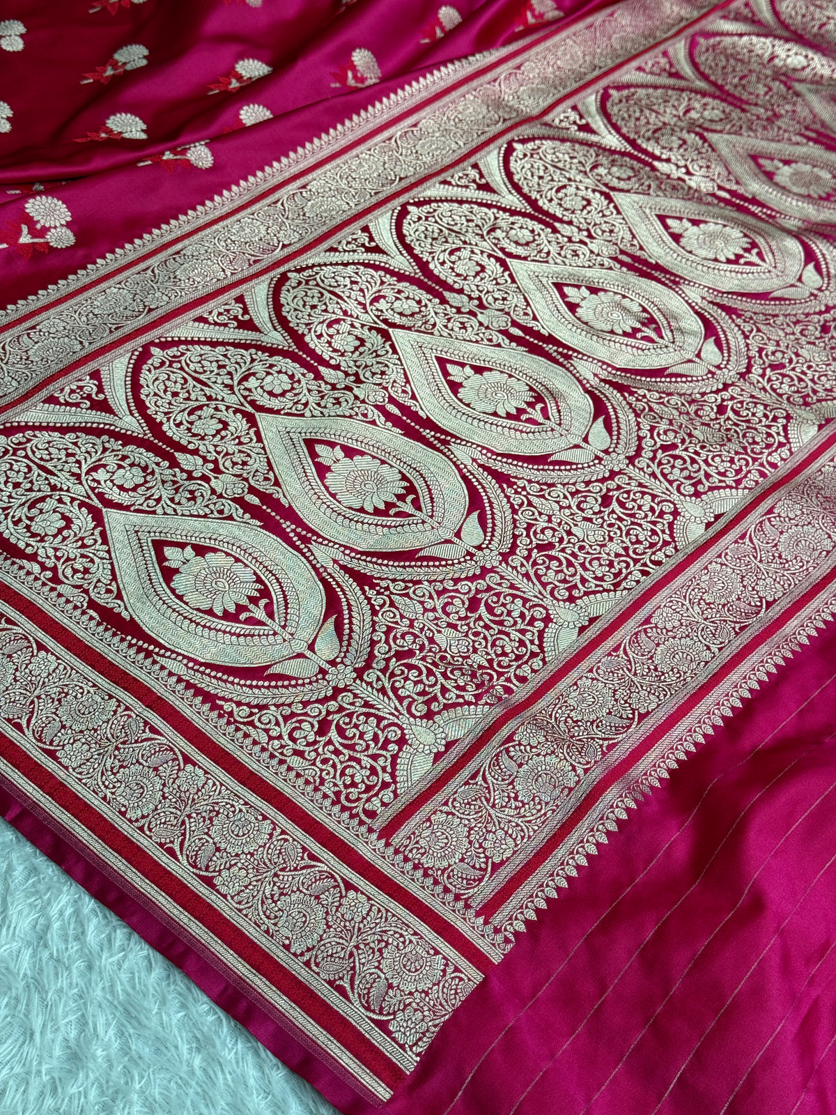 Hot pink colour premium Banarasi Mashru katan silk saree MK324