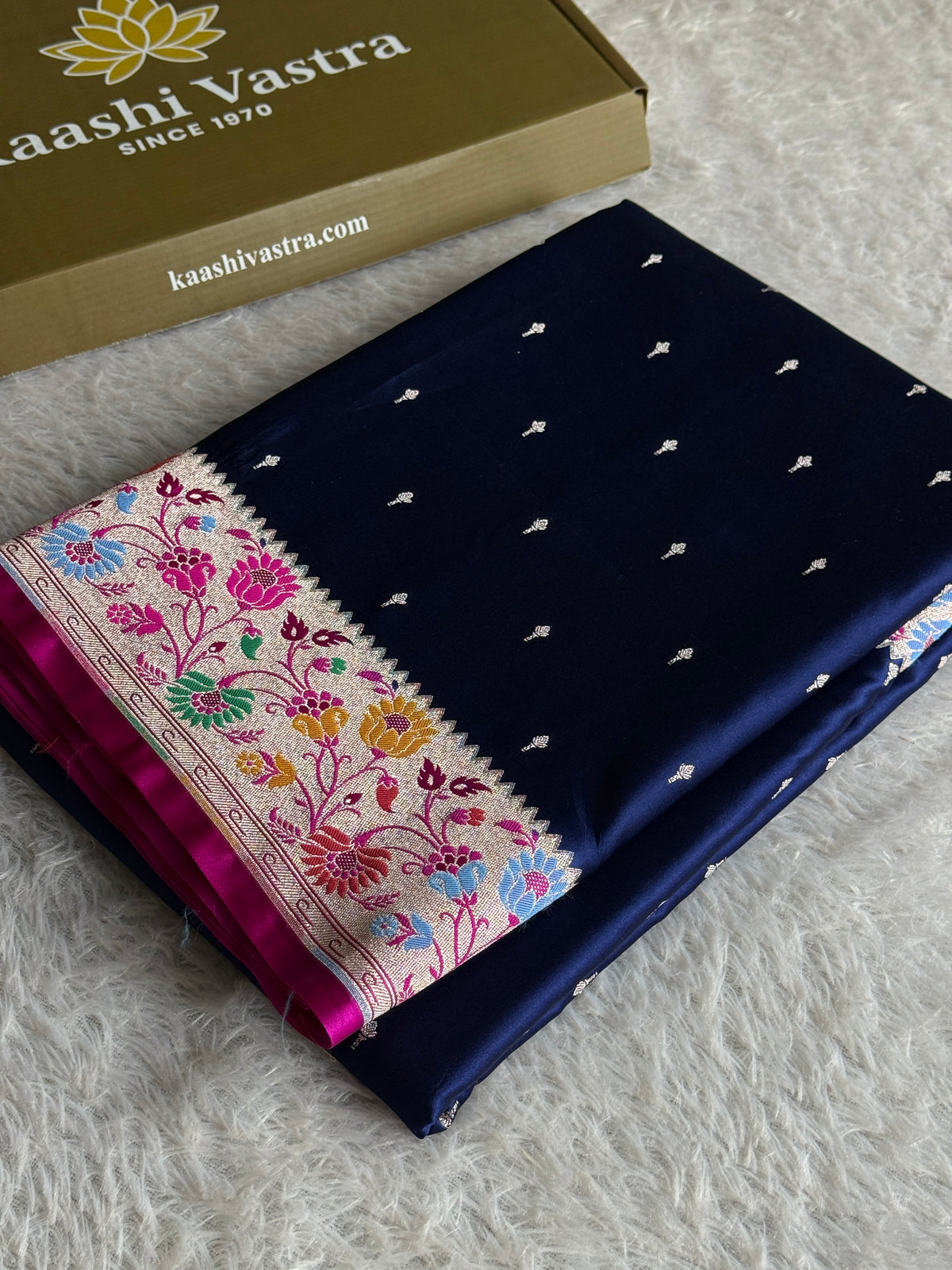 Navy with rani pink premium Banarasi tilfi Mashru katan silk saree MK264