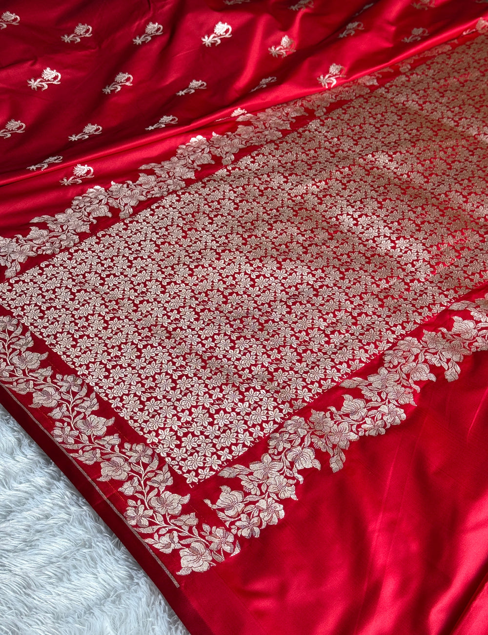 Red colour premium Banarasi Mashru katan silk saree MK272