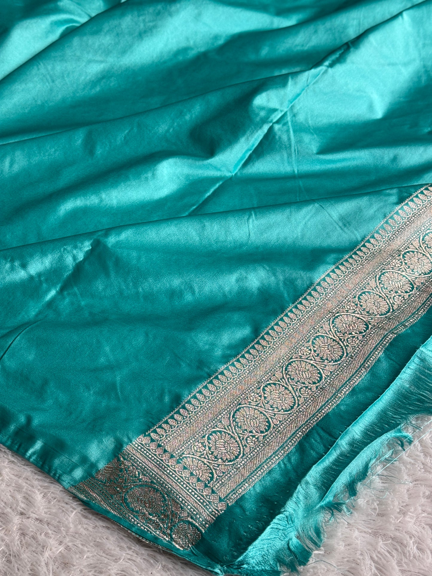 Parrot green with sea blue premium Banarasi Mashru katan silk saree MK290