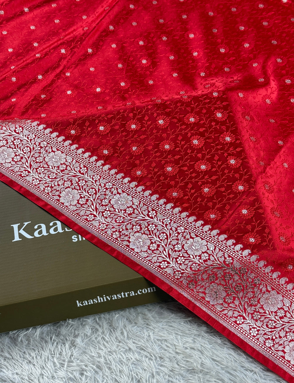 Chilli red premium Banarasi tanchui Mashru katan silk saree MK261