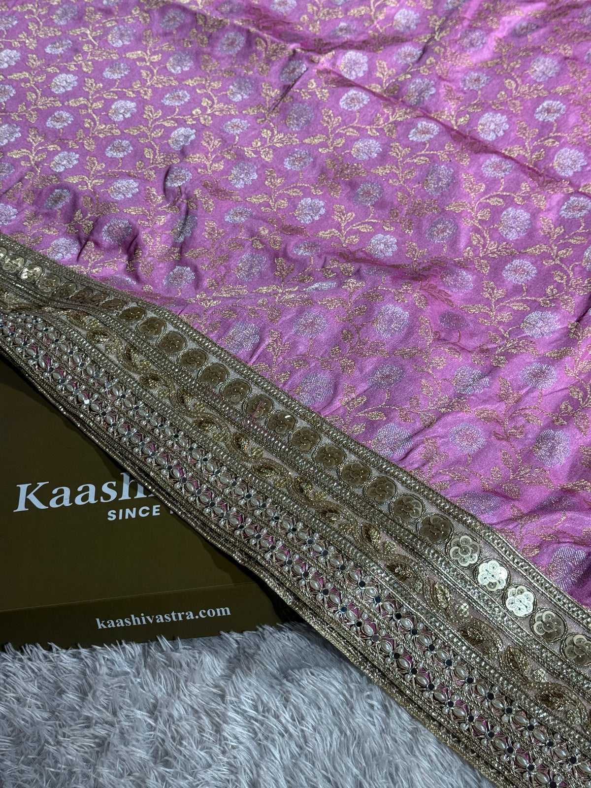 Pink color premium Banarasi georgette silk saree CR115