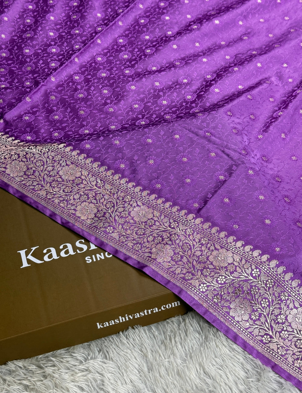 Lavender color premium Banarasi tanchui Mashru katan silk saree MK261