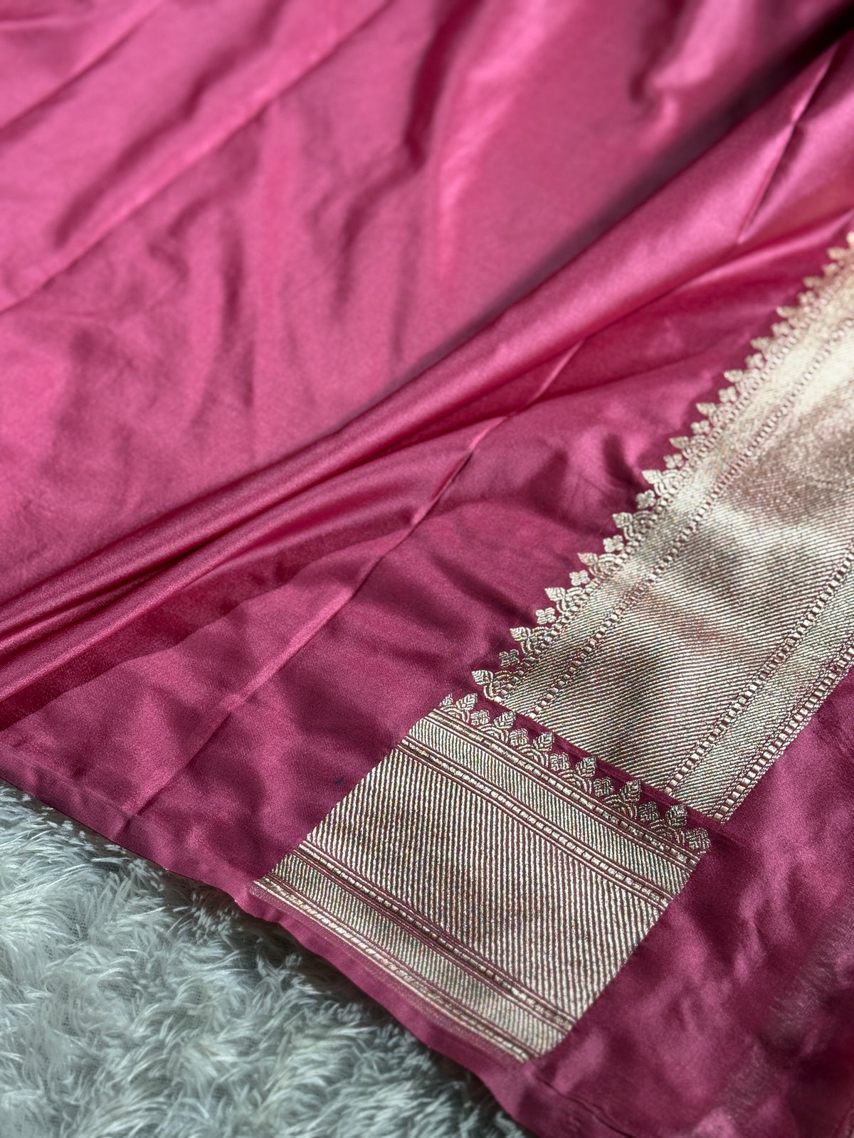 Onion pink premium Banarasi tilfi Mashru katan silk saree MK184