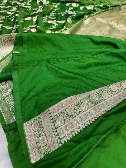 Green premium Banarasi Mashru katan silk saree MK180