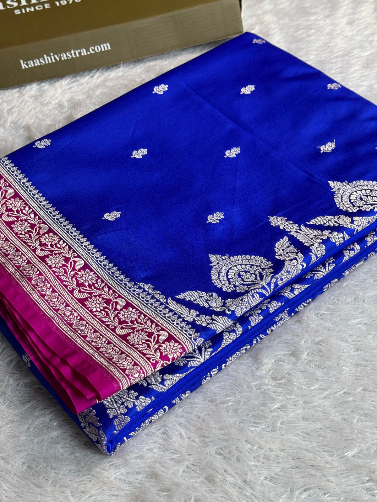 Royal blue with pink colour premium Banarasi Mashru katan silk saree MK286