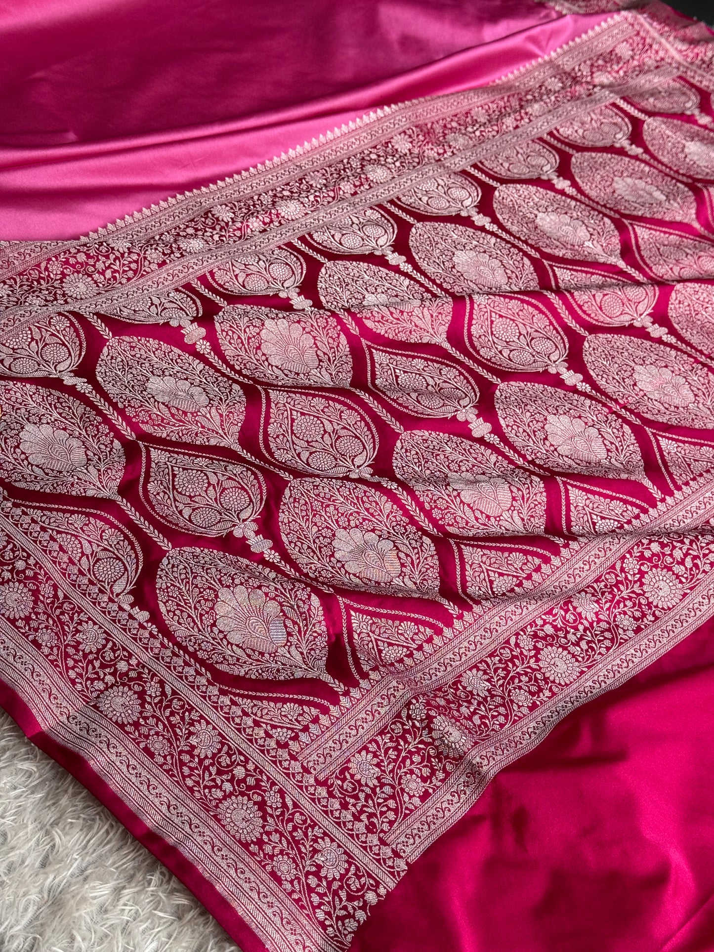 Light pink and Rani pink colour premium Banarasi Mashru katan silk saree MK284