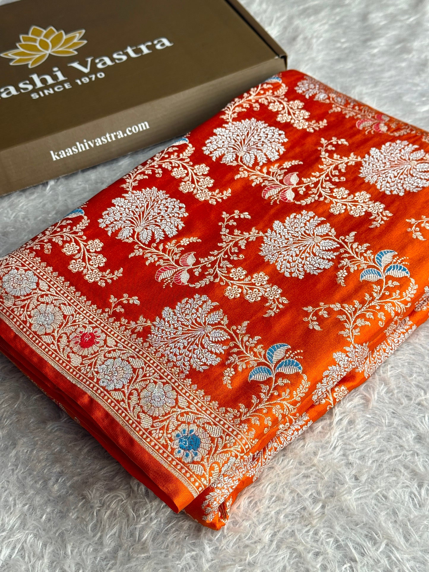 Orange colour premium Banarasi tilfi Mashru katan silk saree MK330
