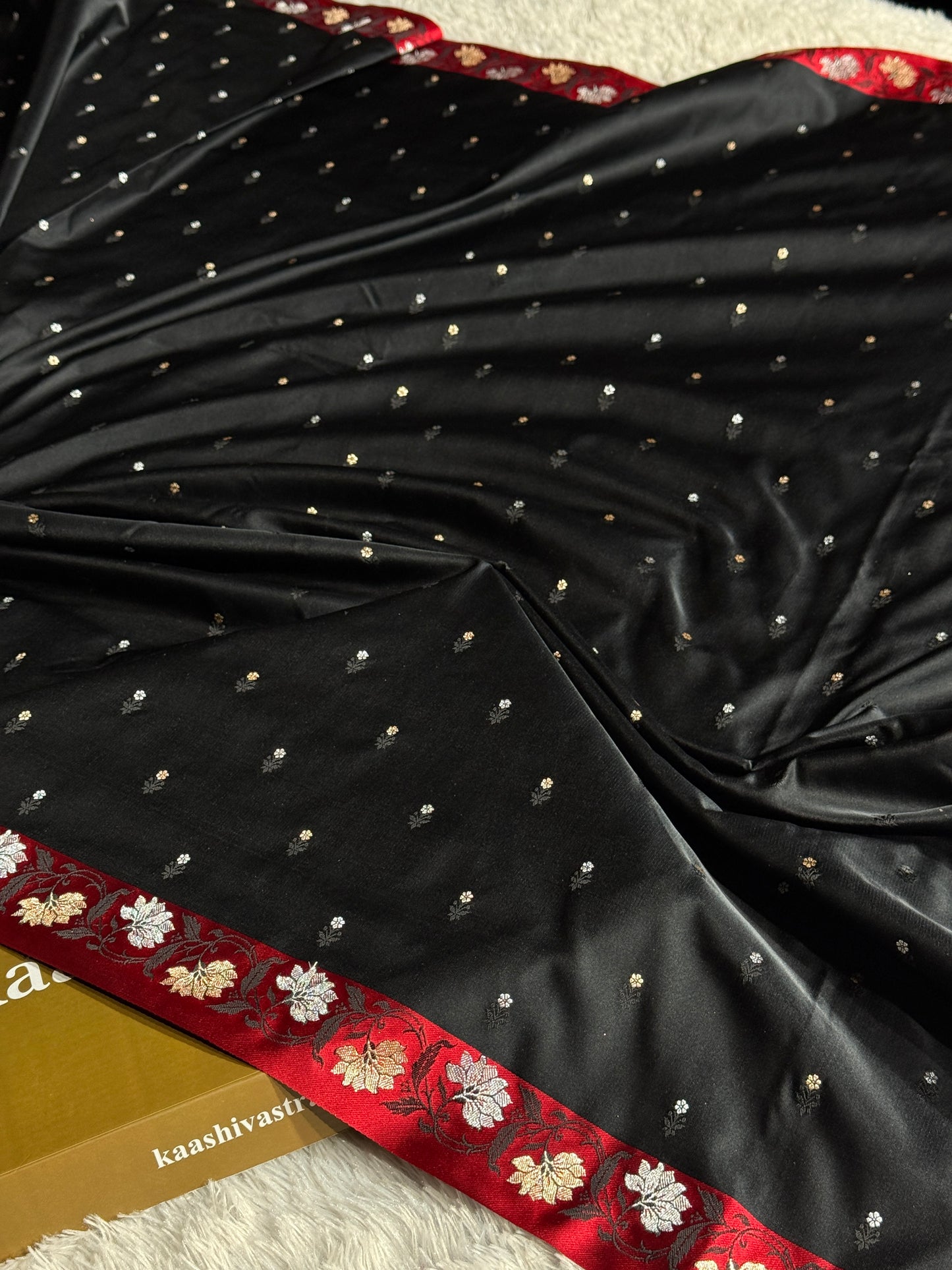 Black color premium Banarasi Mashru katan silk saree MK235
