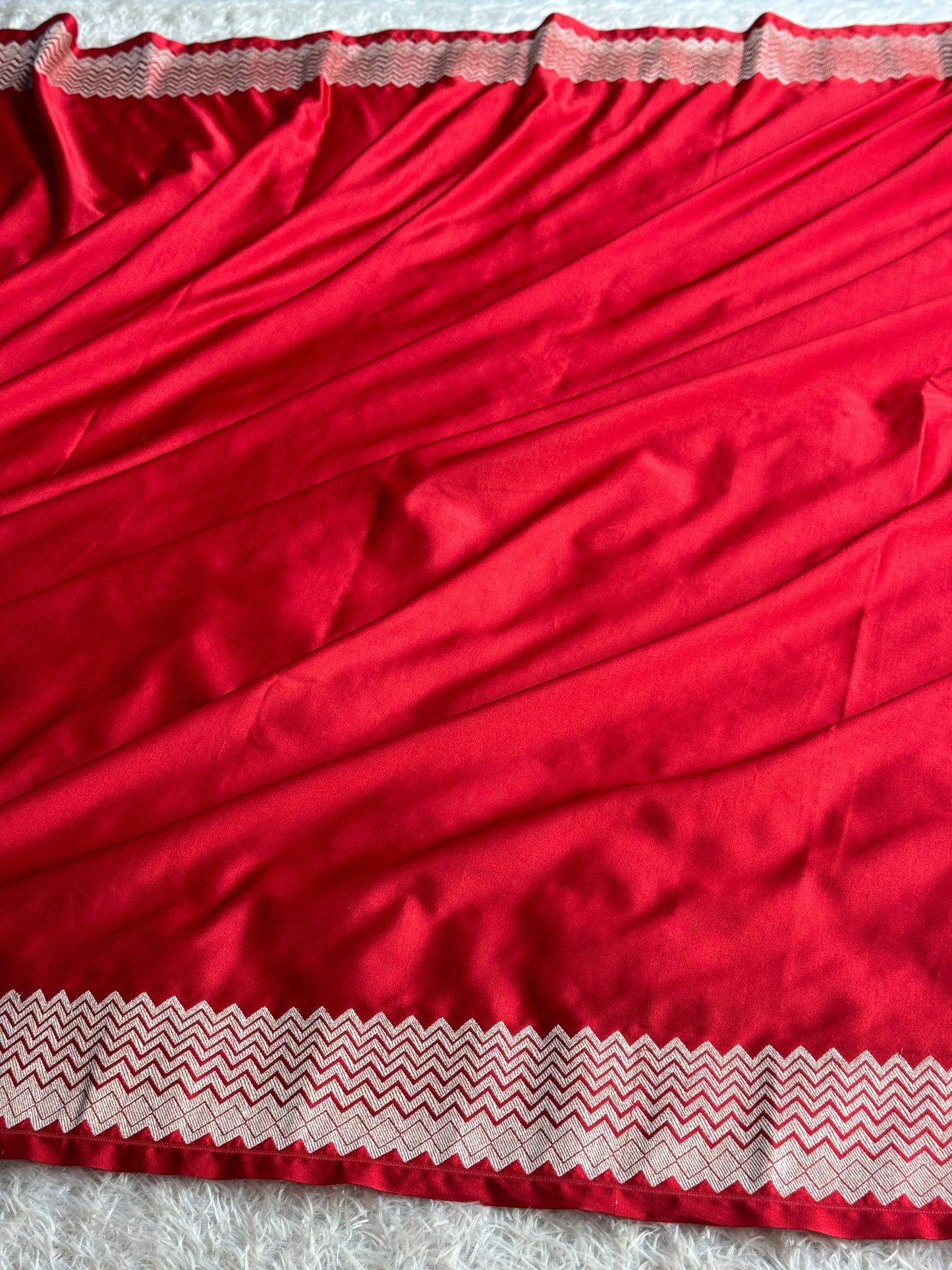 Red colour premium Banarasi Mashru katan silk saree MK338