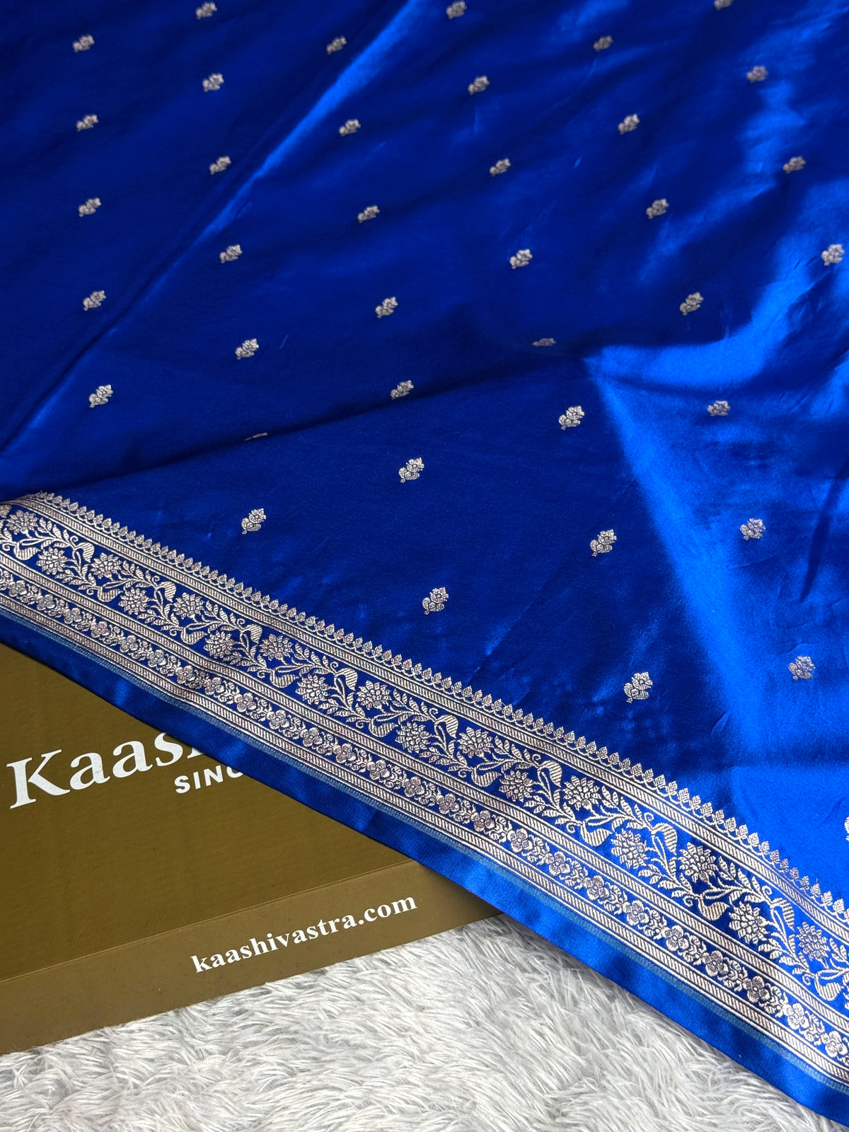 Royal blue colour premium banarasi mashru Katan silk saree MK271