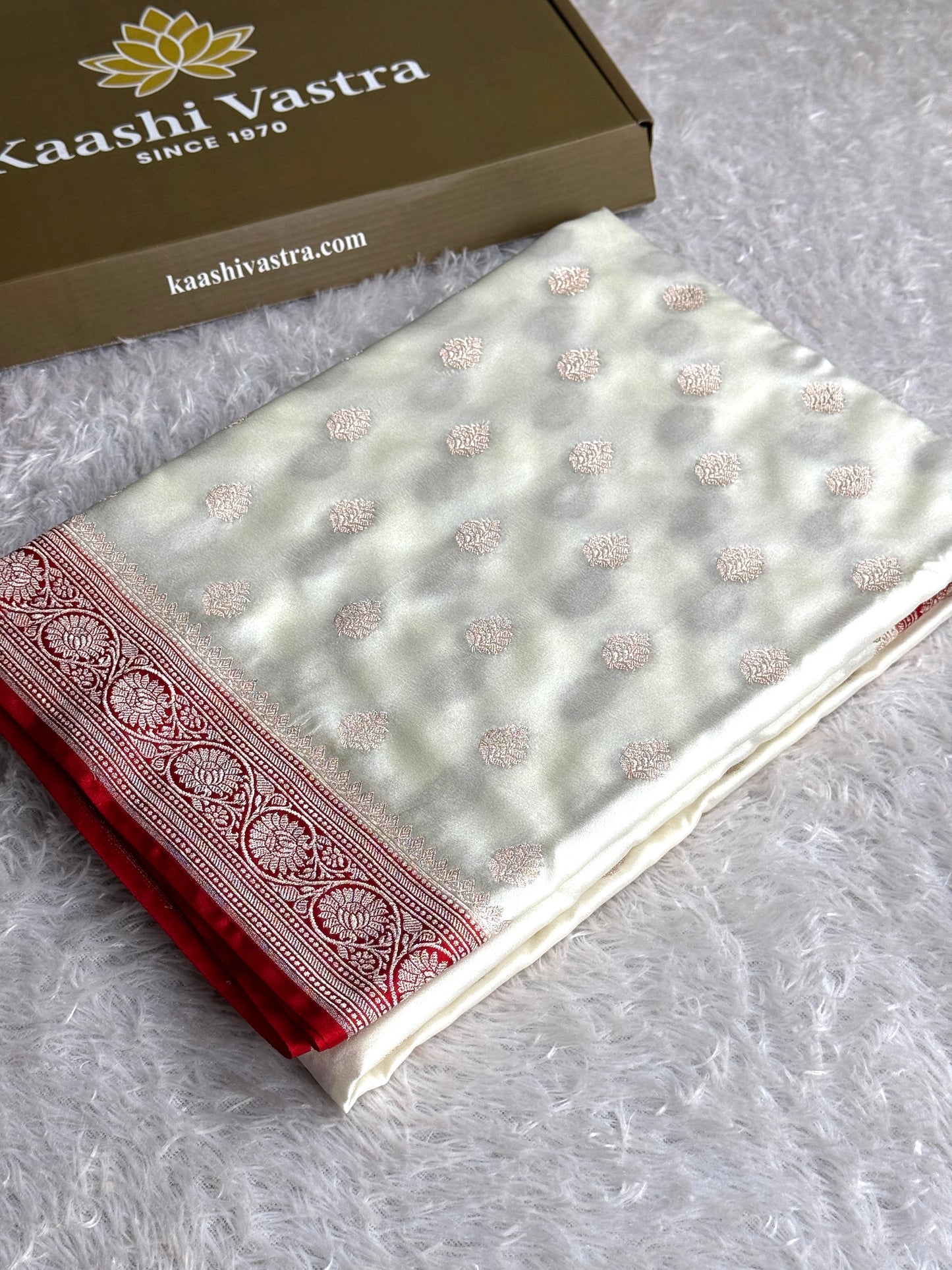 Off white with red premium Banarasi Mashru katan silk saree MK290