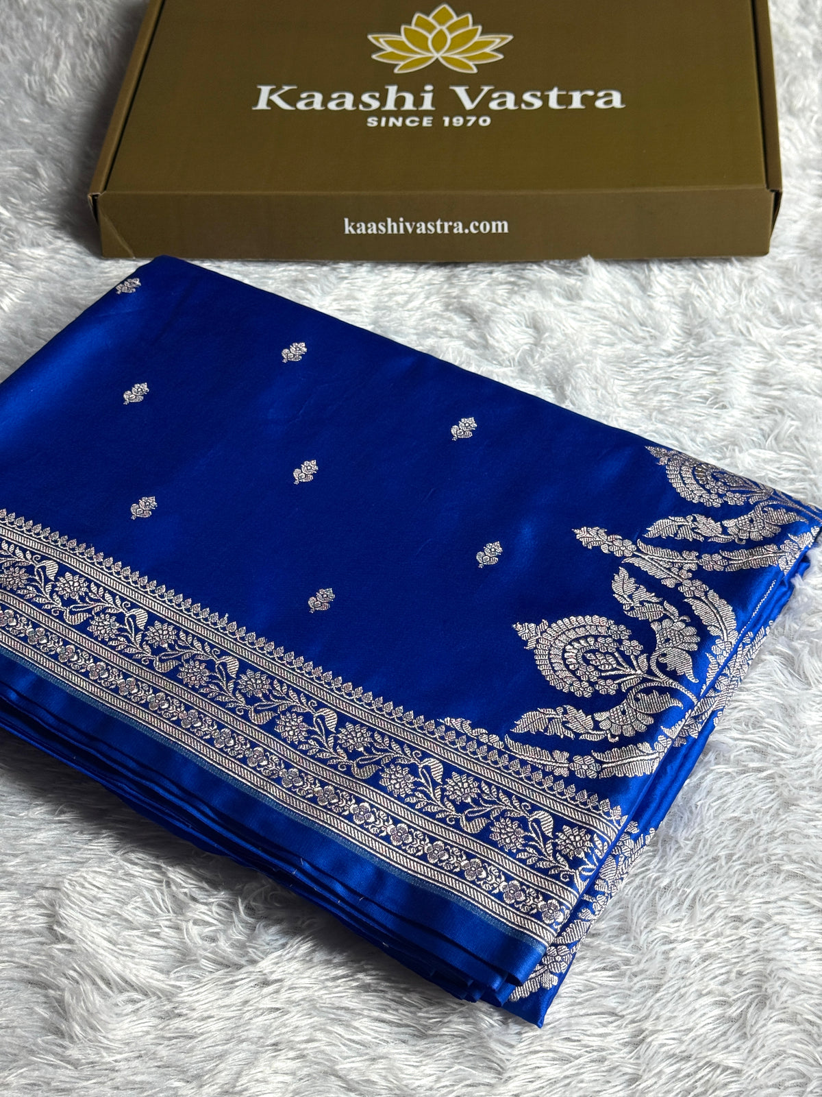 Royal blue colour premium banarasi mashru Katan silk saree MK271